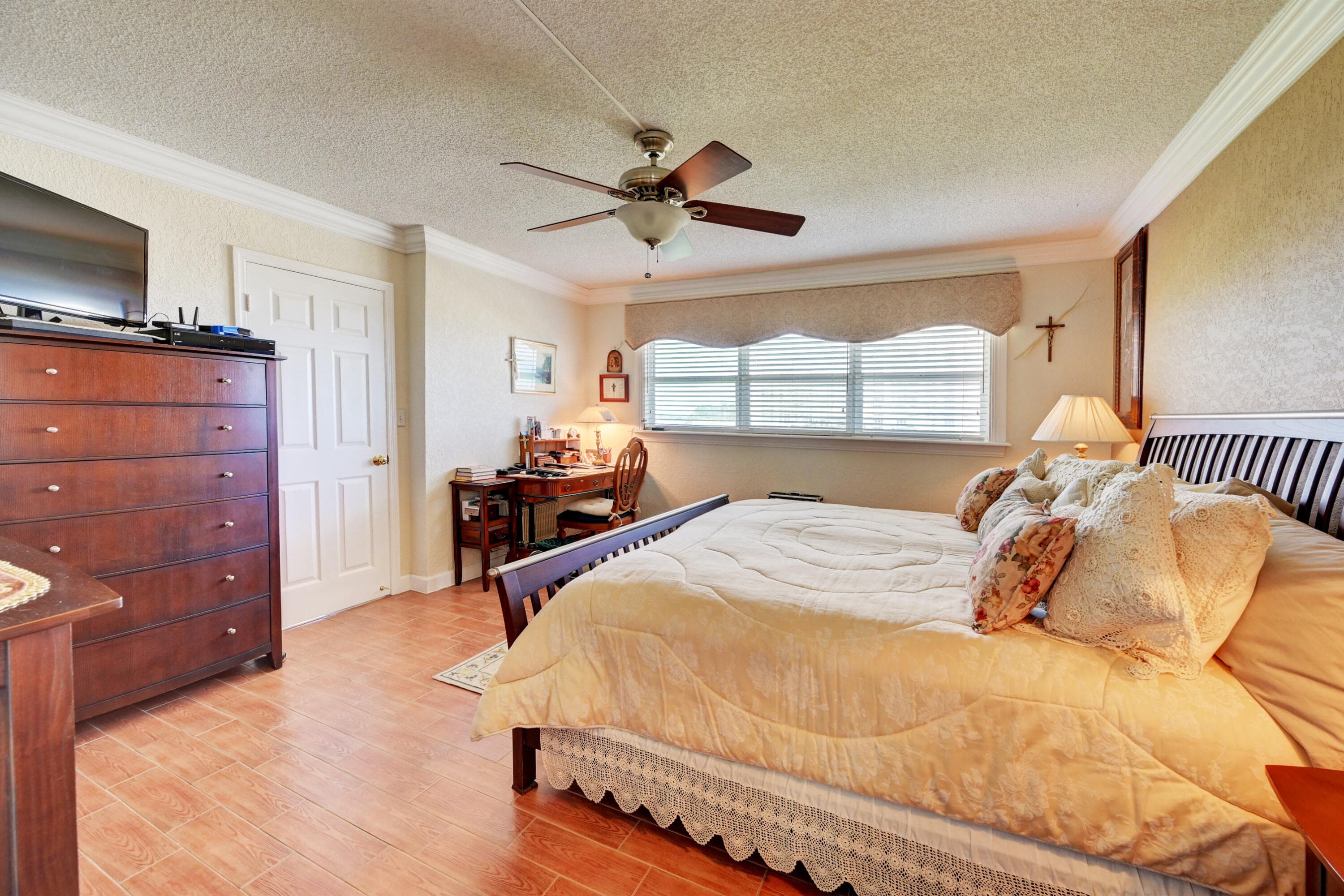 401 Briny Avenue 708, Pompano Beach, FL 33062 — photo 18 of 54
