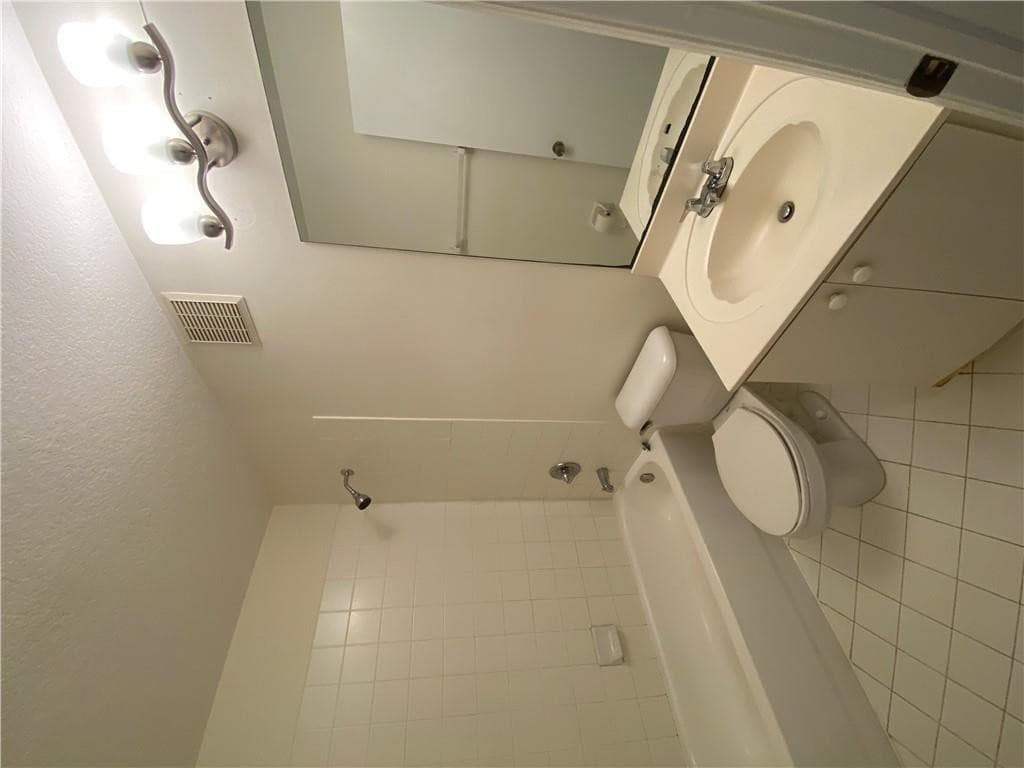 970 NE 34th Avenue 204, Homestead, FL 33033 — photo 23 of 23
