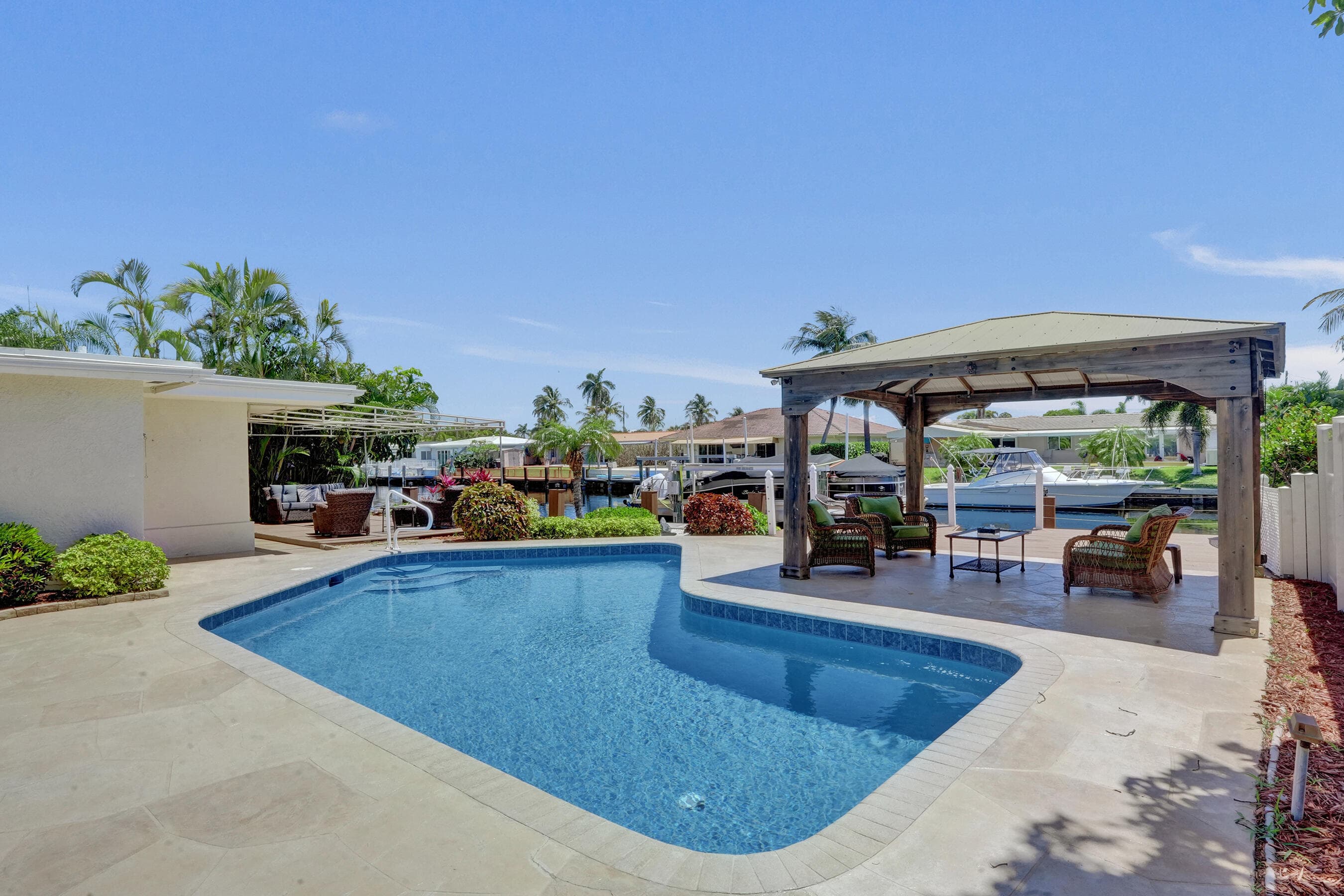 700 SE 5th Avenue, Pompano Beach, FL 33060 — photo 4 of 58