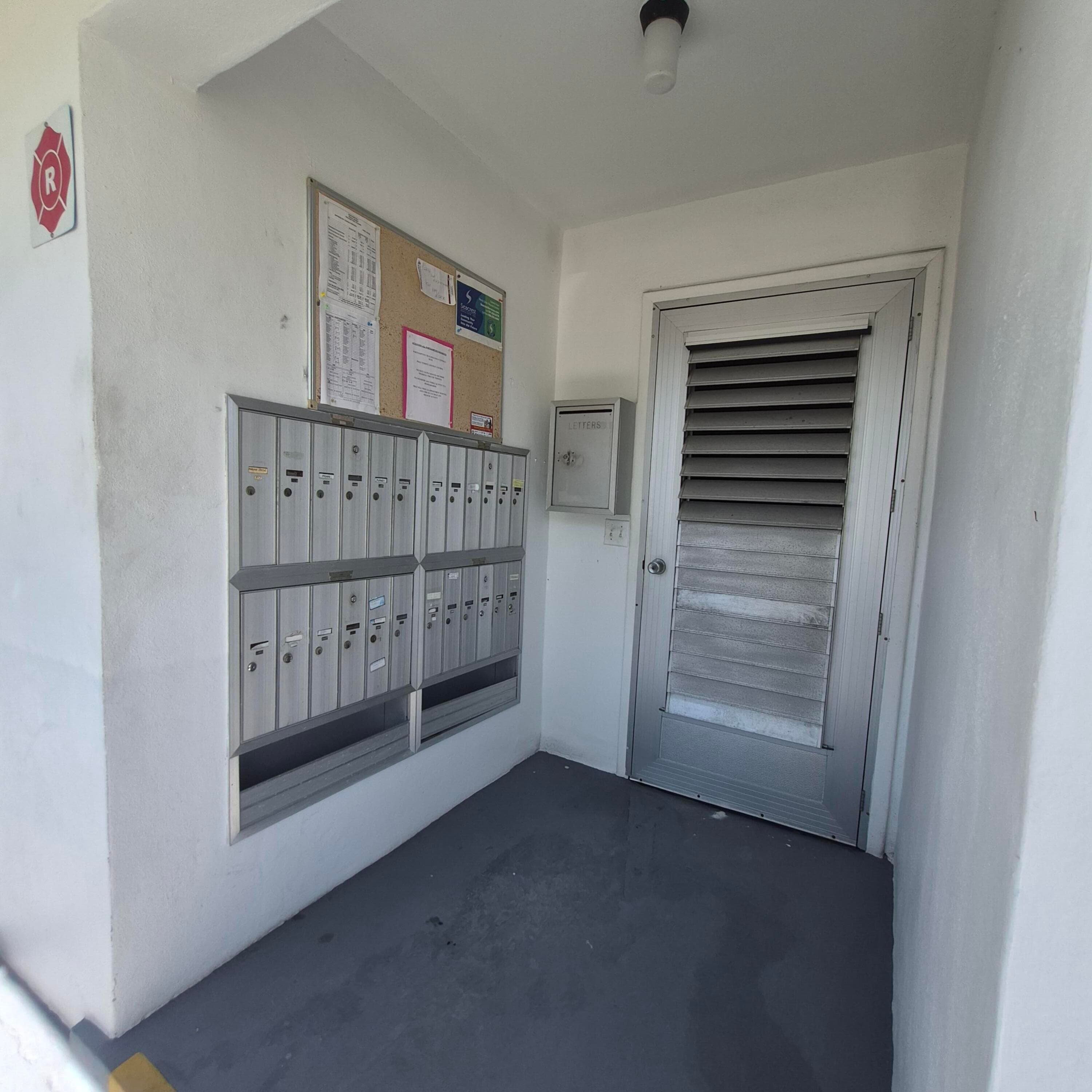 101 Northampton F, West Palm Beach, FL 33417 — photo 26 of 27