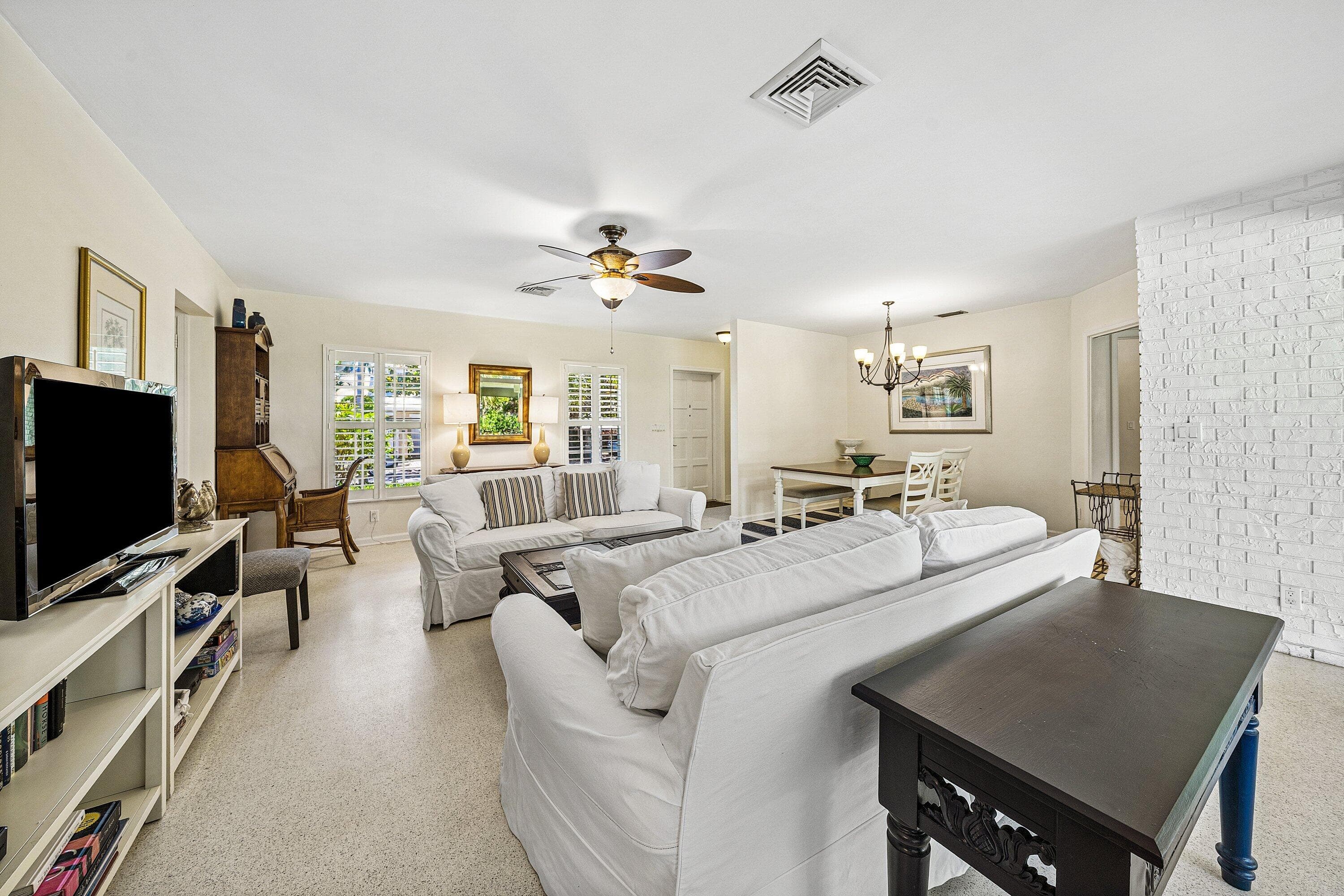 5550 Osprey Drive, Ocean Ridge, FL 33435 — photo 10 of 44