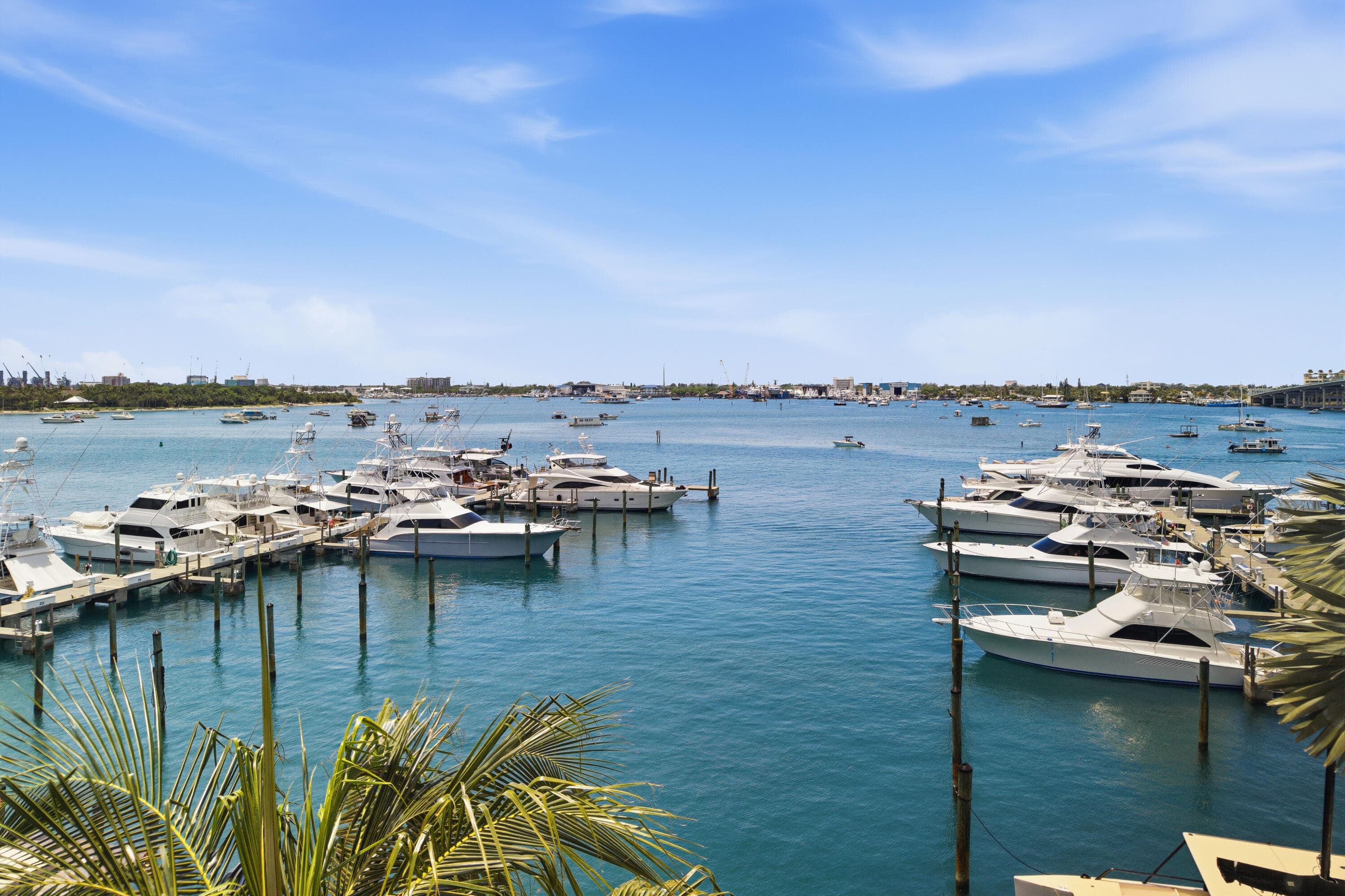 180 Lake Drive 2304, Palm Beach Shores, FL 33404 — photo 33 of 37