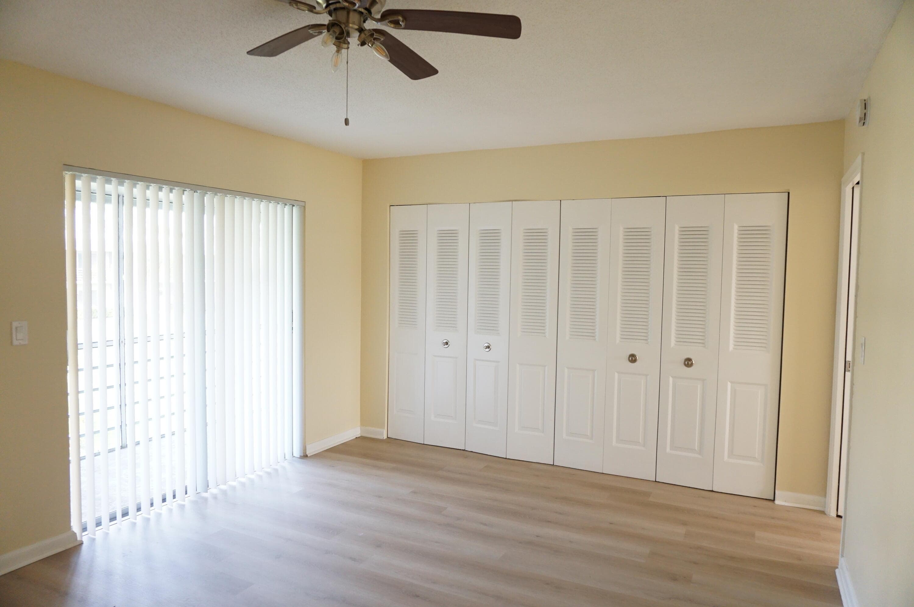 369 Sheffield O 369, West Palm Beach, FL 33417 — photo 10 of 12