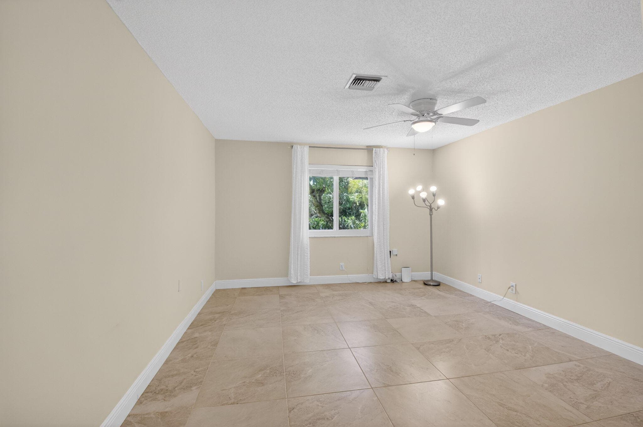 13740 Via Flora C, Delray Beach, FL 33484 — photo 24 of 57