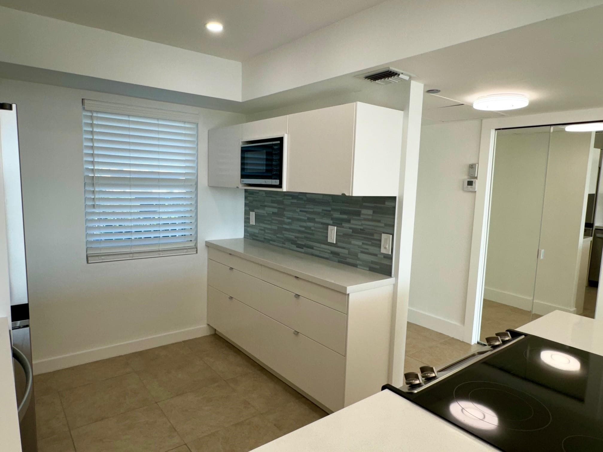 3095 N Course Drive, Pompano Beach, FL 33069 — photo 5 of 47