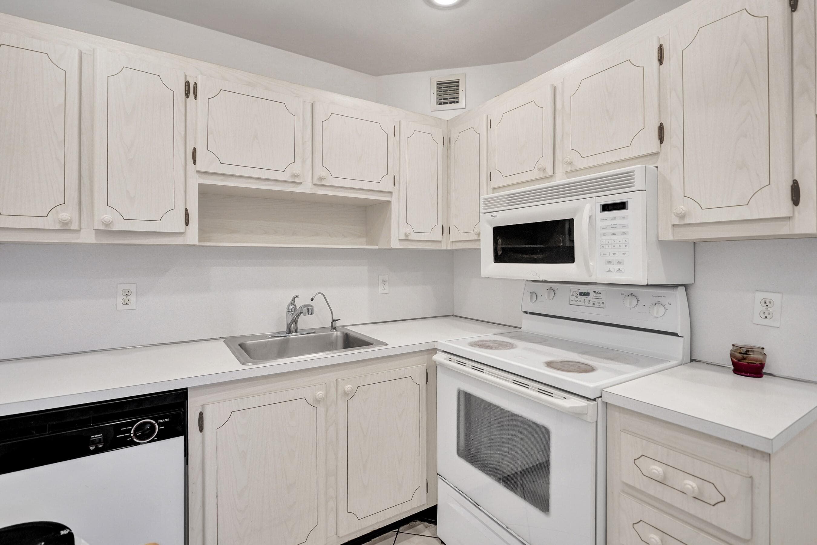 108 Valencia Boulevard E108, Delray Beach, FL 33446 — photo 27 of 36
