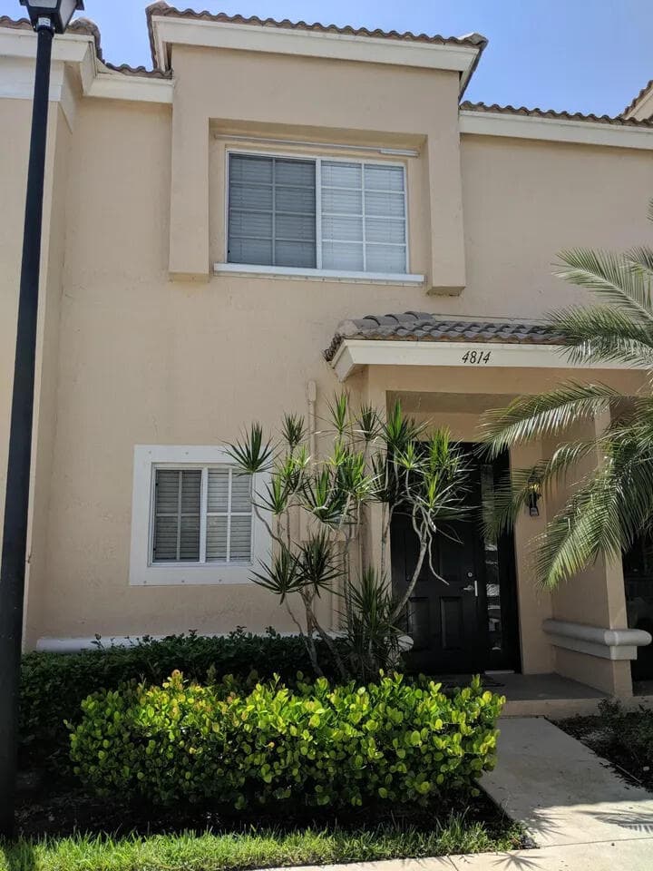 4814 NW 58th Manor, Coconut Creek, FL 33073 — photo 3 of 48