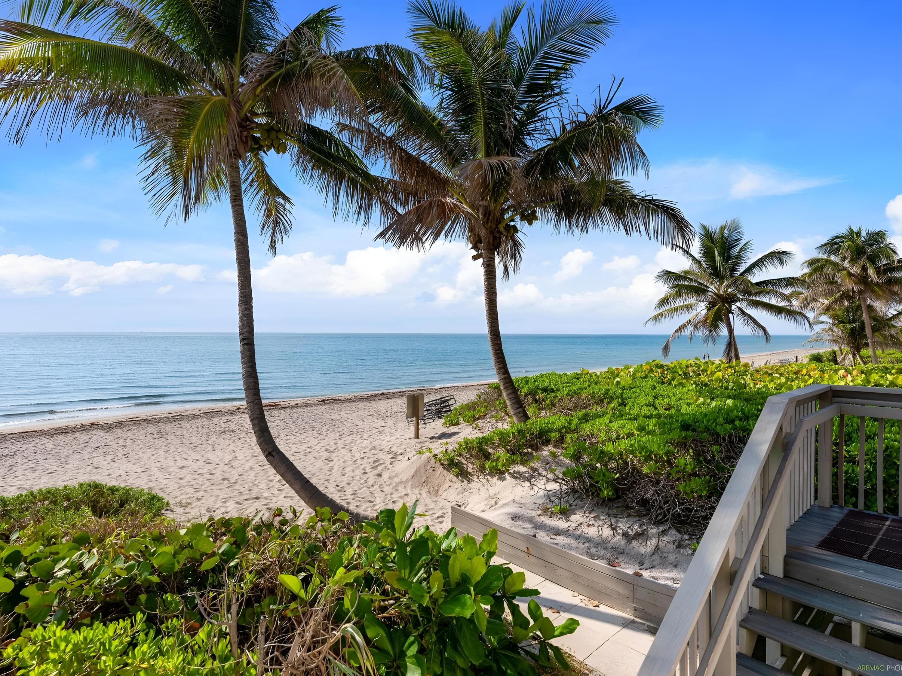 3215 S Ocean Boulevard 407, Highland Beach, FL 33487 — photo