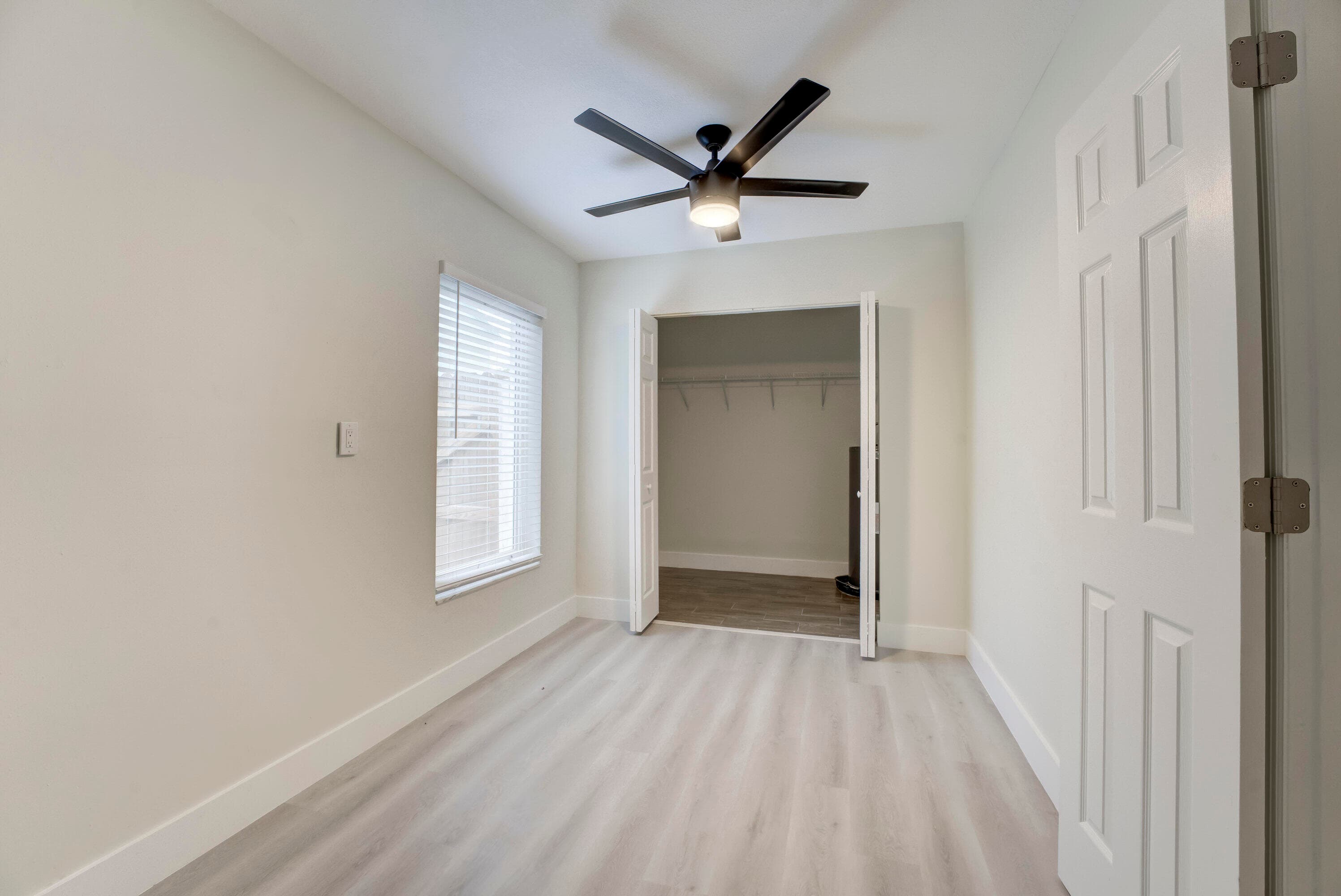 840 Bradley Street, West Palm Beach, FL 33405 — photo 27 of 35