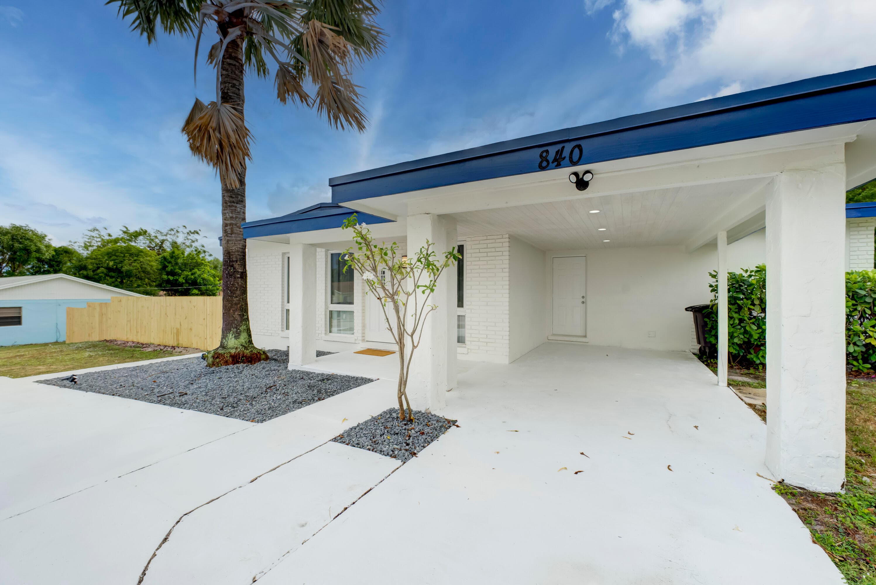 840 Bradley Street, West Palm Beach, FL 33405 — photo 2 of 35