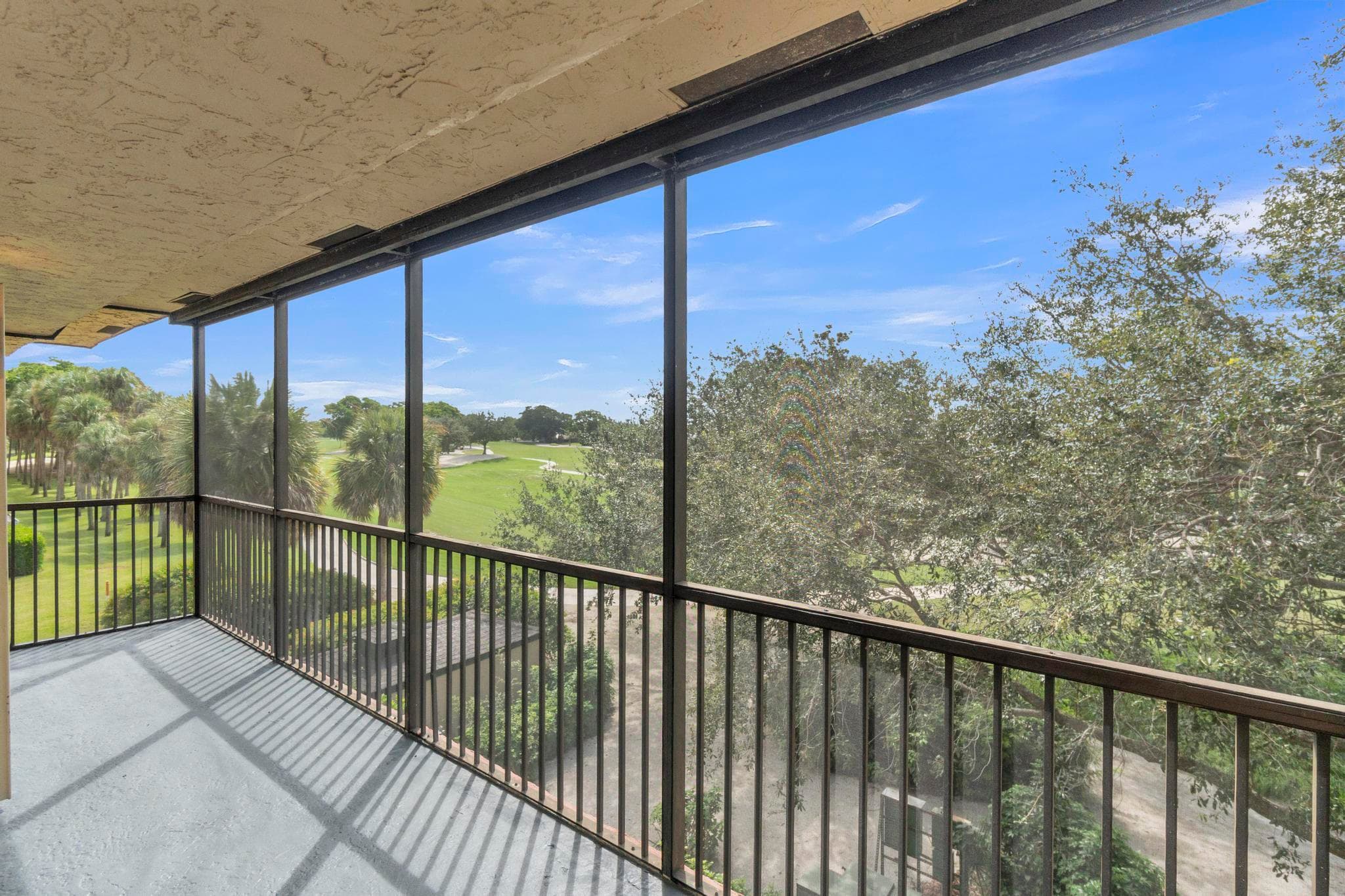 200 W Jacaranda Country Club Drive 3c, Plantation, FL 33324 — photo 10 of 40