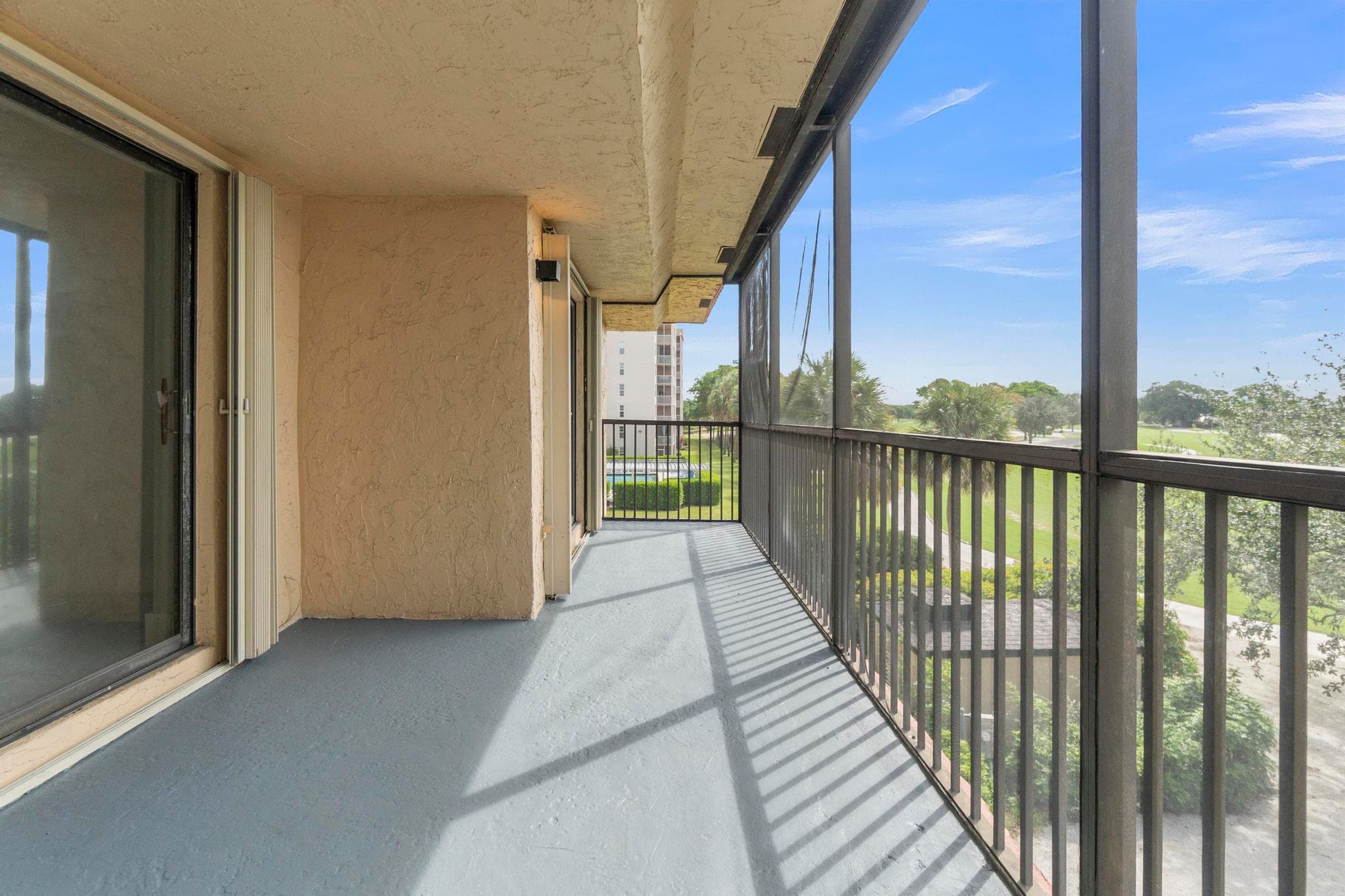 200 W Jacaranda Country Club Drive 3c, Plantation, FL 33324 — photo 11 of 40