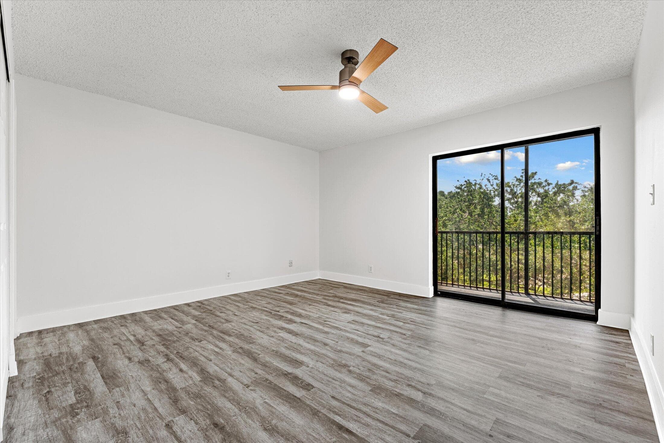 200 W Jacaranda Country Club Drive 3c, Plantation, FL 33324 — photo 19 of 40