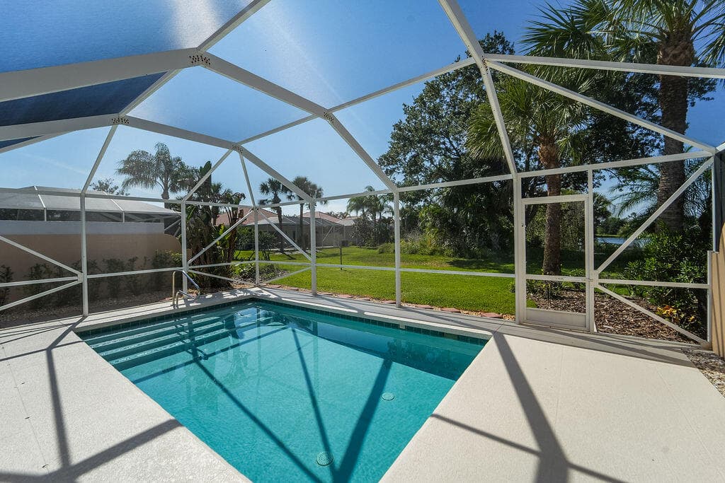 8439 SE Retreat Drive, Hobe Sound, FL 33455 — photo 6 of 65