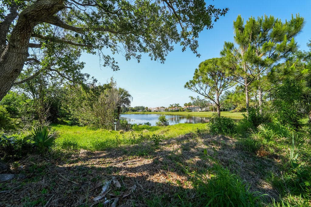 8439 SE Retreat Drive, Hobe Sound, FL 33455 — photo 41 of 65