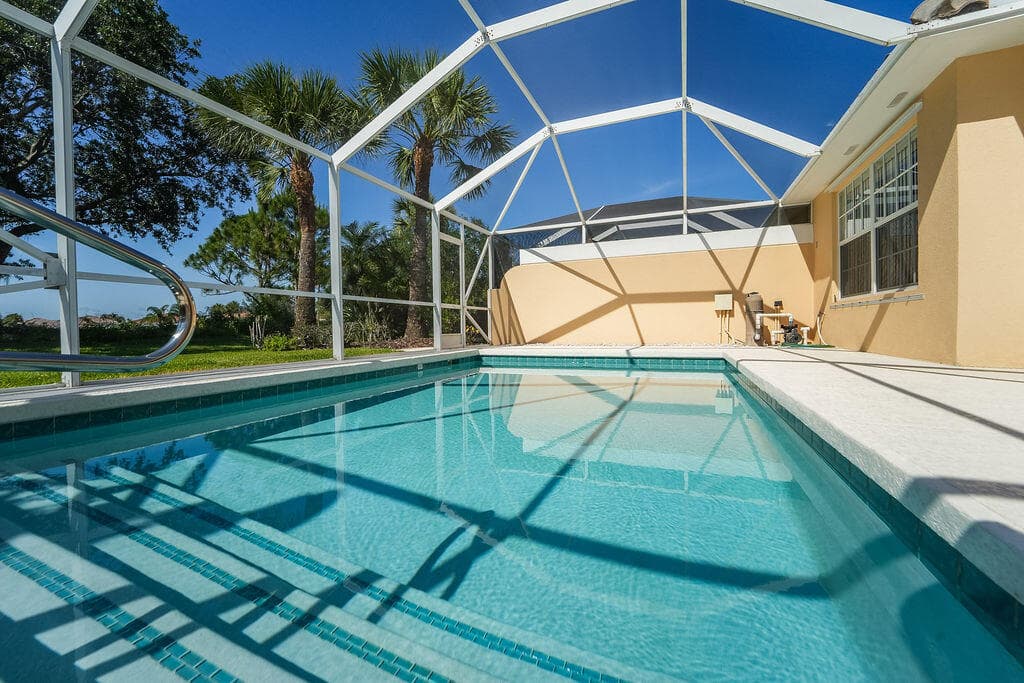 8439 SE Retreat Drive, Hobe Sound, FL 33455 — photo 23 of 65