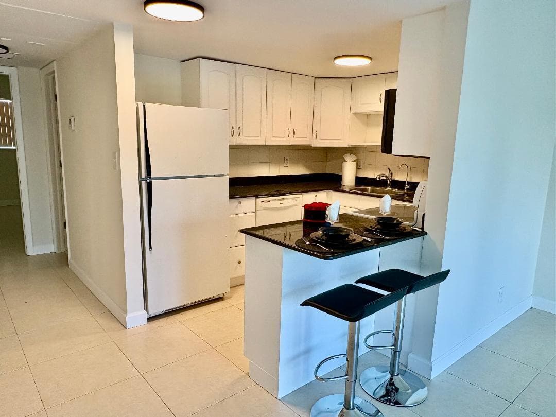 505 NE 20th Avenue 118, Deerfield Beach, FL 33441 — photo