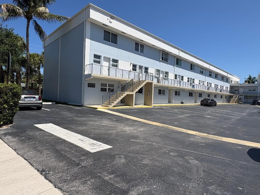 505 NE 20th Avenue 118, Deerfield Beach, FL 33441 — photo 12 of 26