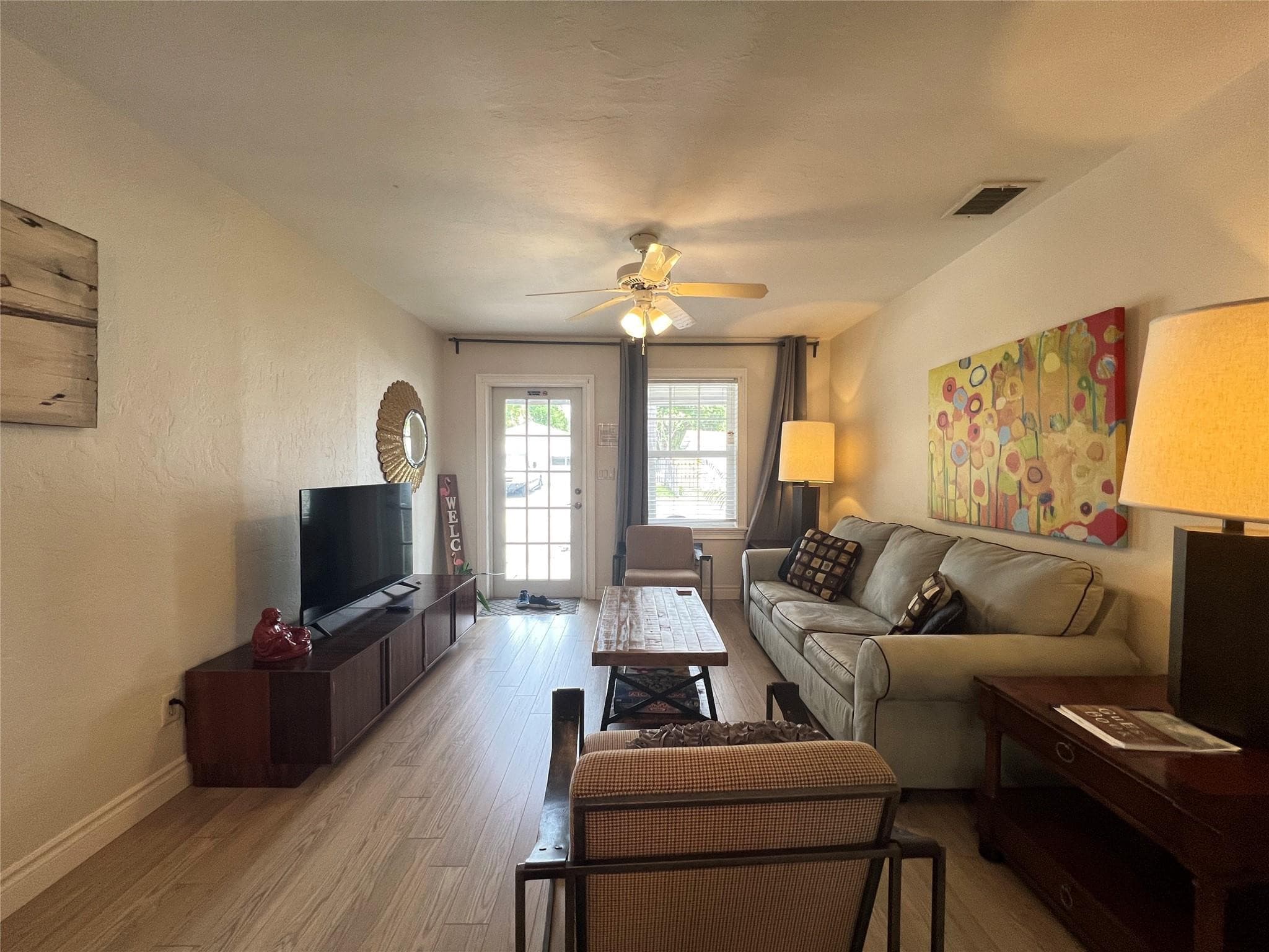819 SW 9th Terrace, Fort Lauderdale, FL 33315 — photo 11 of 27
