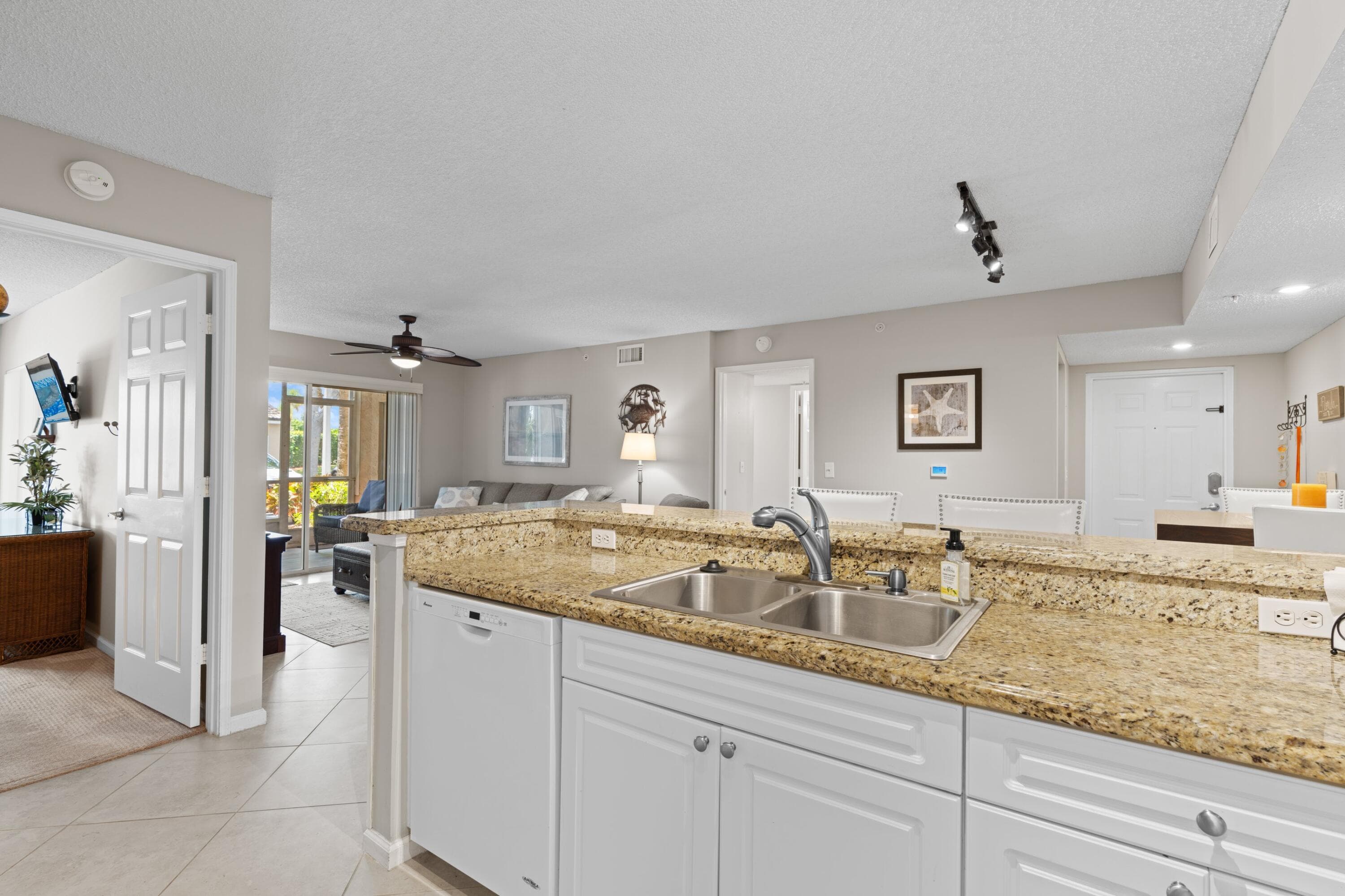 272 Village Boulevard 7109, Tequesta, FL 33469 — photo 5 of 30
