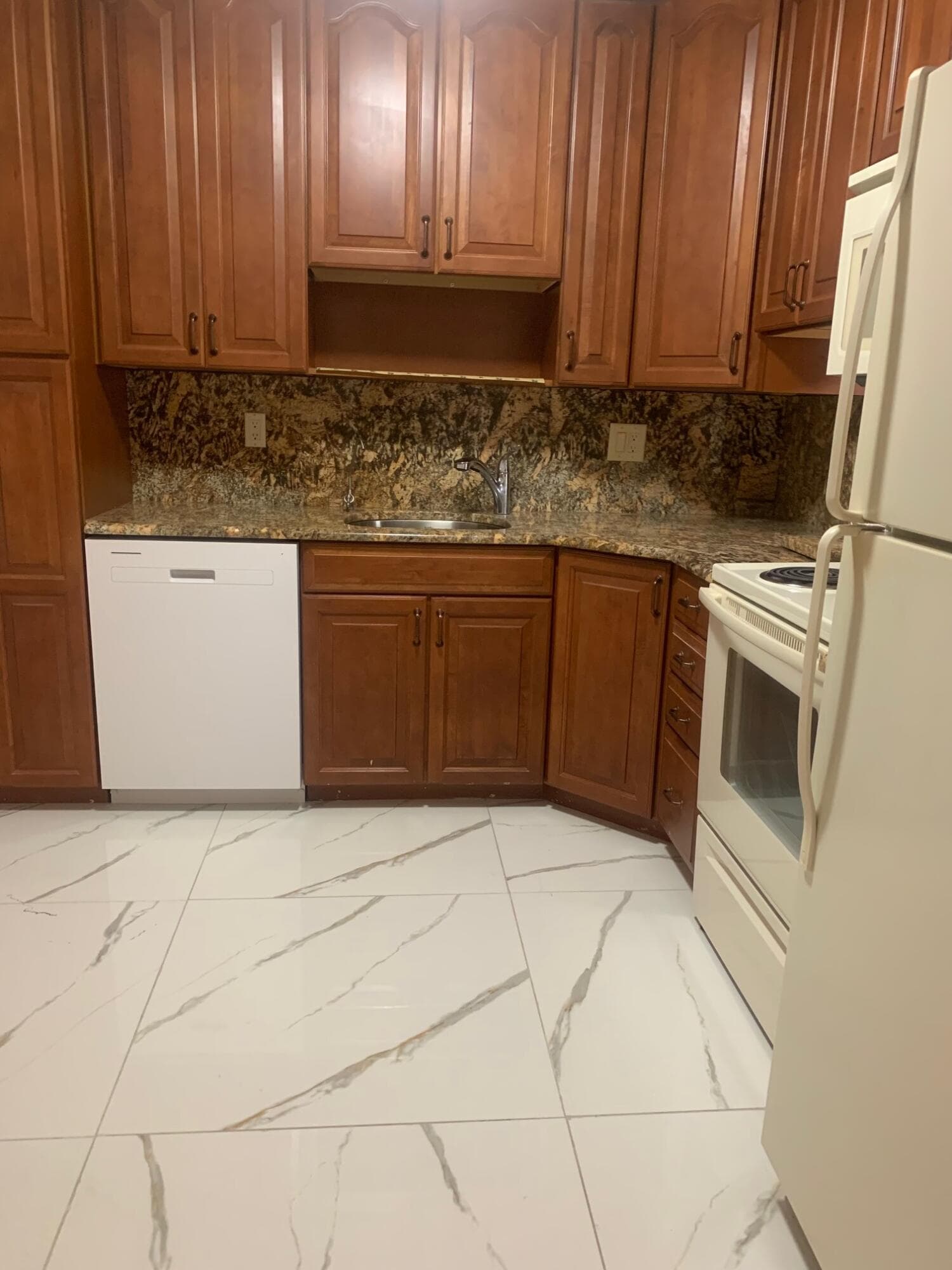 4821 NW 22nd Court NW 100, Lauderhill, FL 33313 — photo 10 of 24