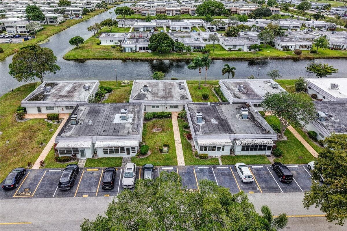 150 Valencia Boulevard G, Delray Beach, FL 33446 — photo 19 of 44