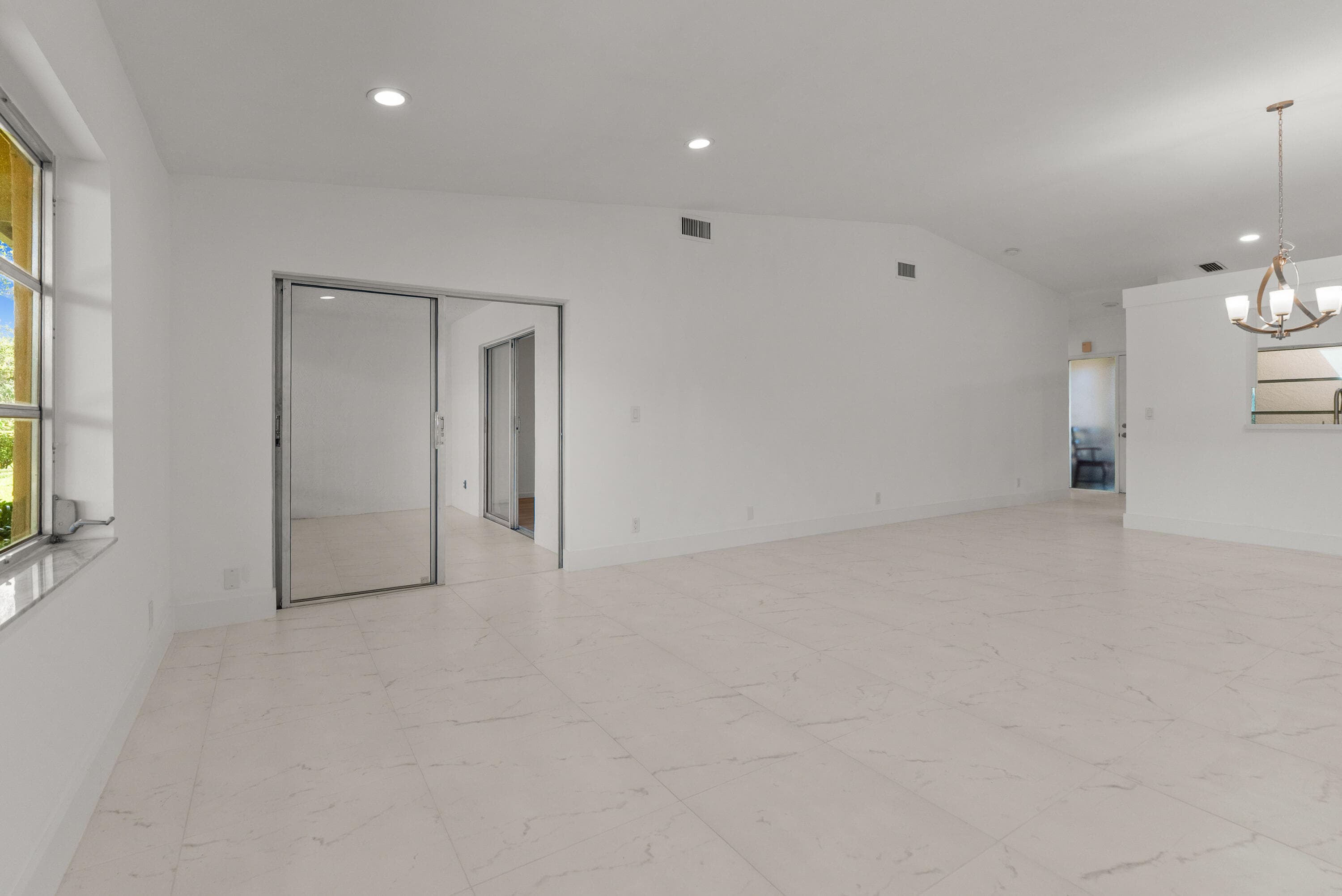 8273 Springtree Road, Boca Raton, FL 33496 — photo 18 of 38