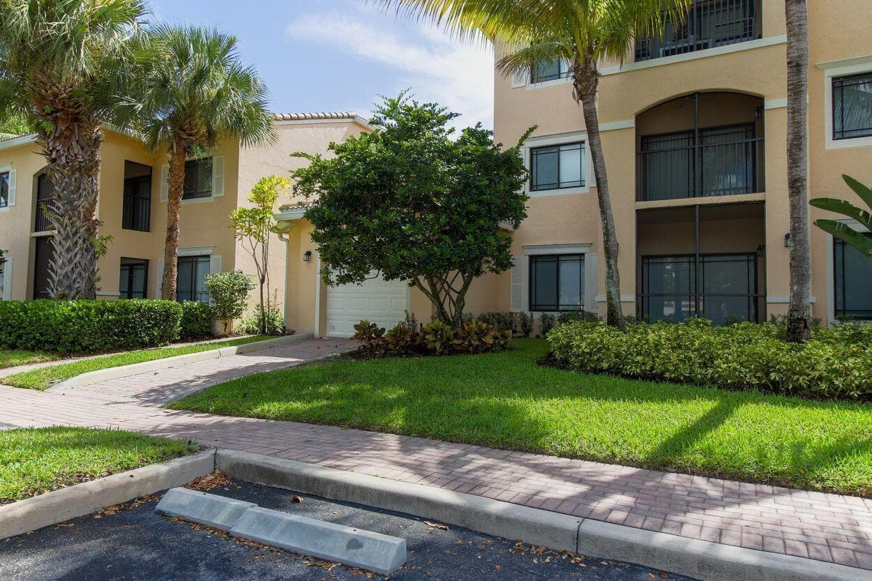 2807 Veronia Drive 103, Palm Beach Gardens, FL 33410 — photo 30 of 32