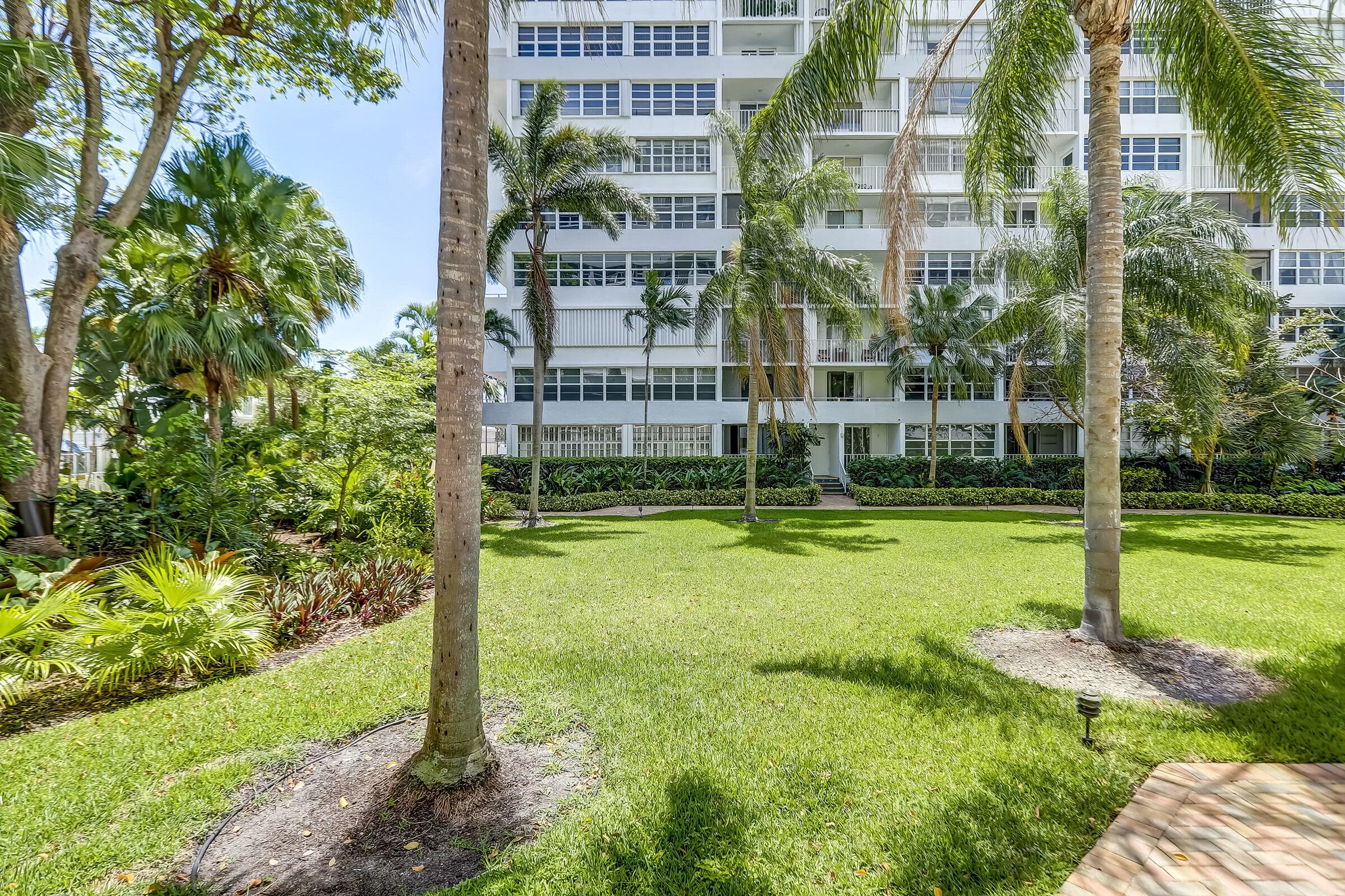 1160 N Federal Highway 1121, Fort Lauderdale, FL 33304 — photo 49 of 91