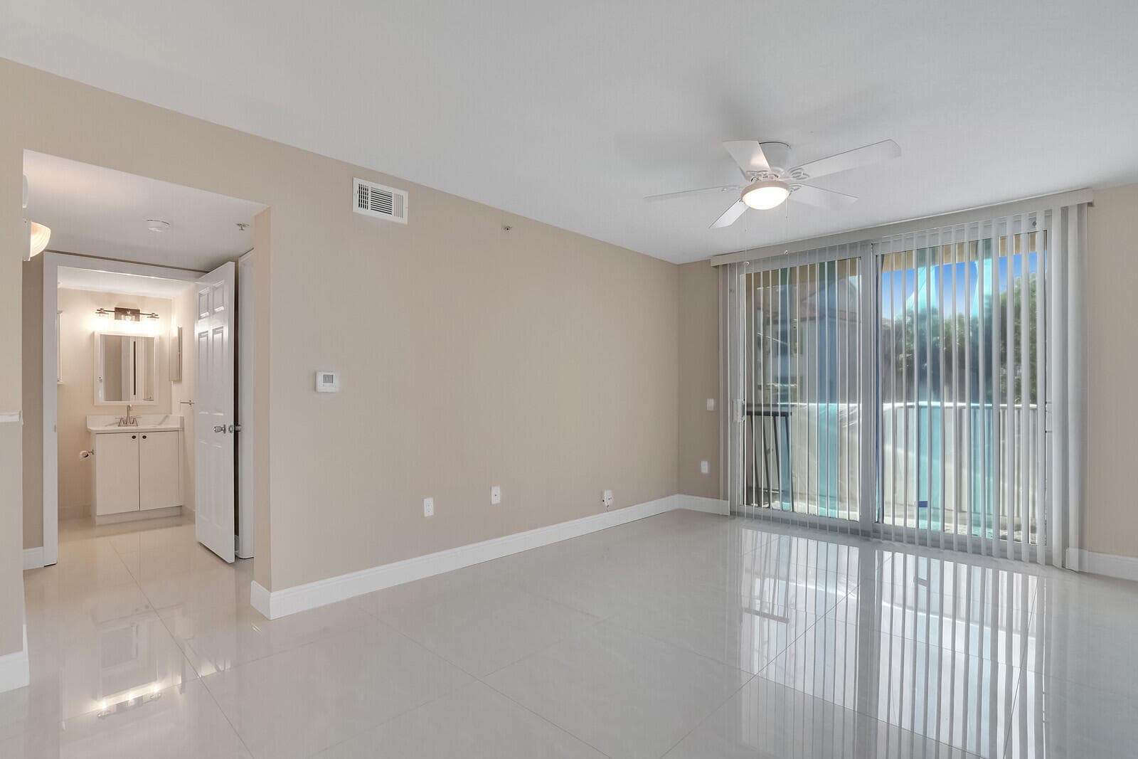 611 Villa Circle, Boynton Beach, FL 33435 — photo 8 of 24