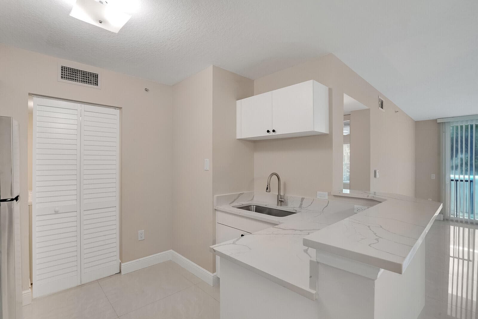 611 Villa Circle, Boynton Beach, FL 33435 — photo 14 of 24