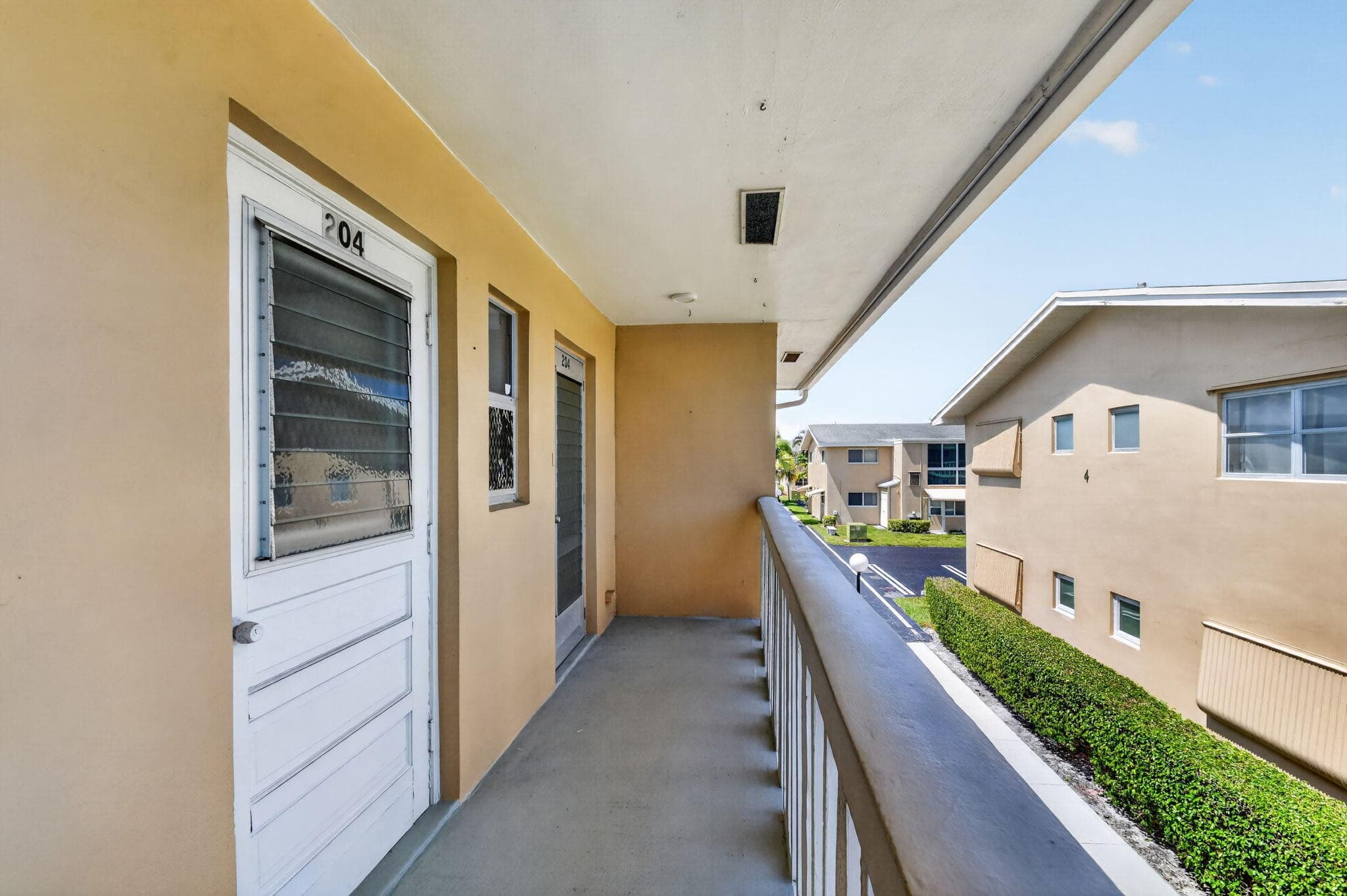 2111 NE 1st Court 204, Boynton Beach, FL 33435 — photo 5 of 40