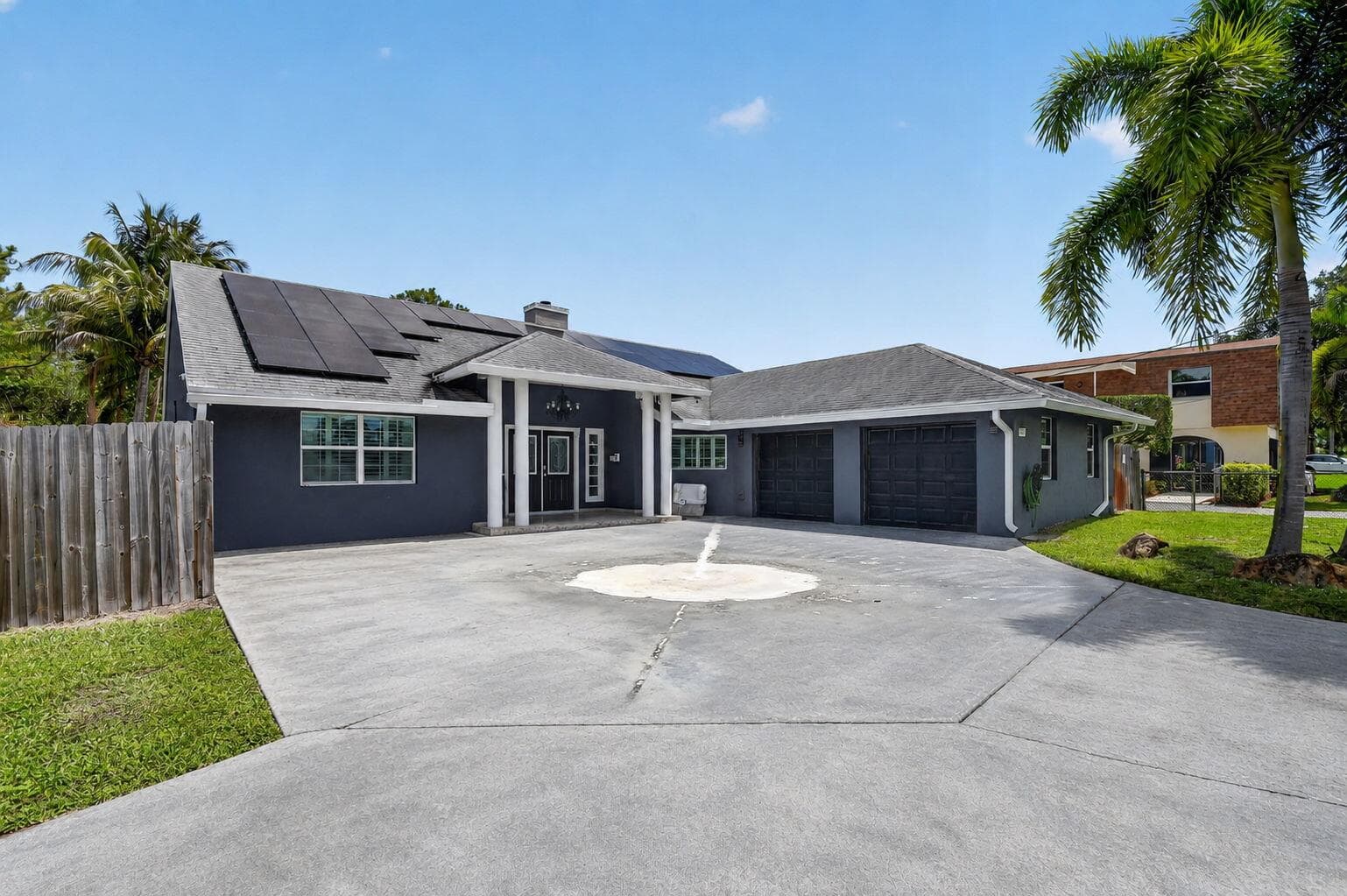 5361 N Palm Way, Lake Worth Beach, FL 33463 — photo 3 of 47