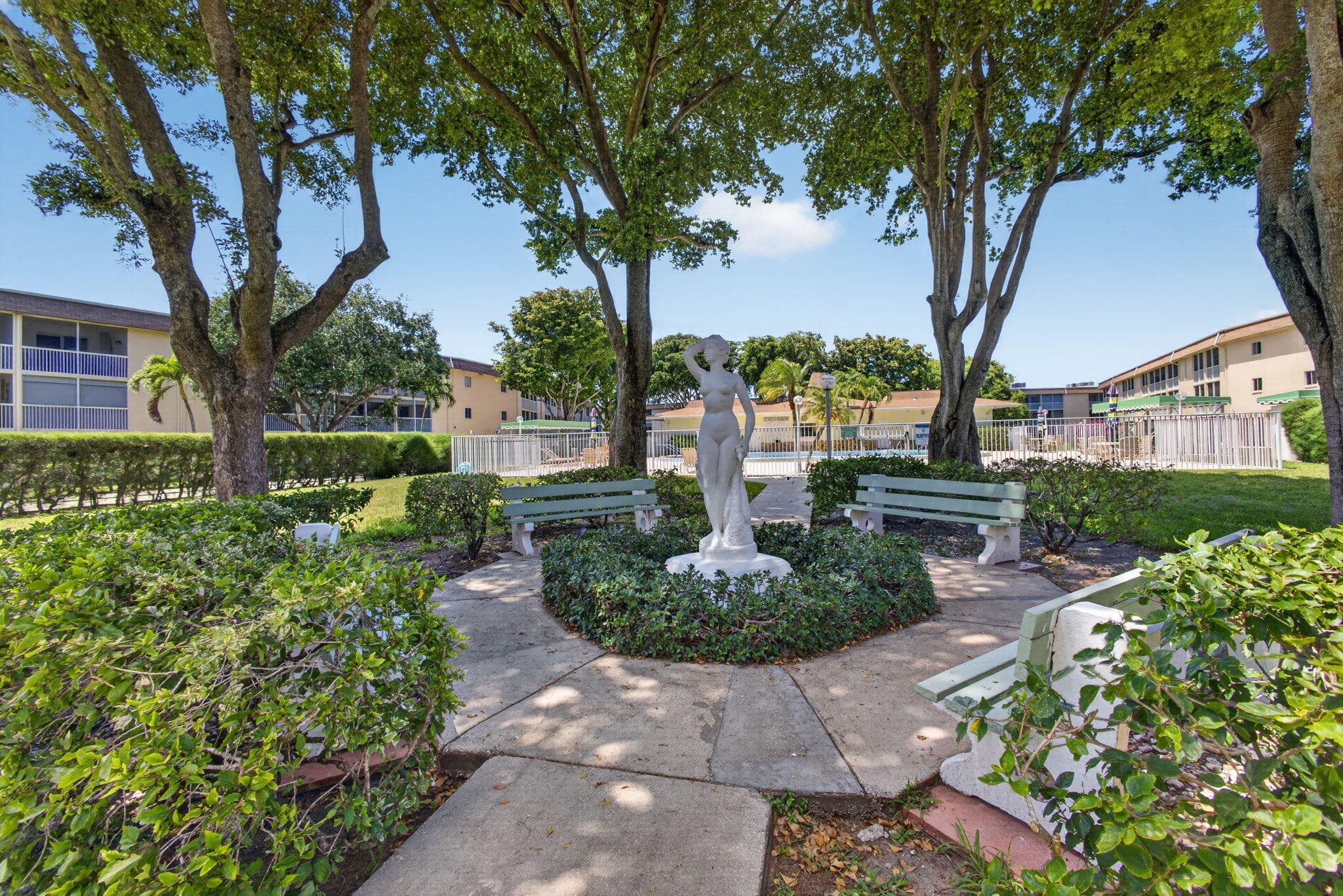 300 S Village Green Cir Circle S 420, Palm Springs, FL 33461 — photo 19 of 23