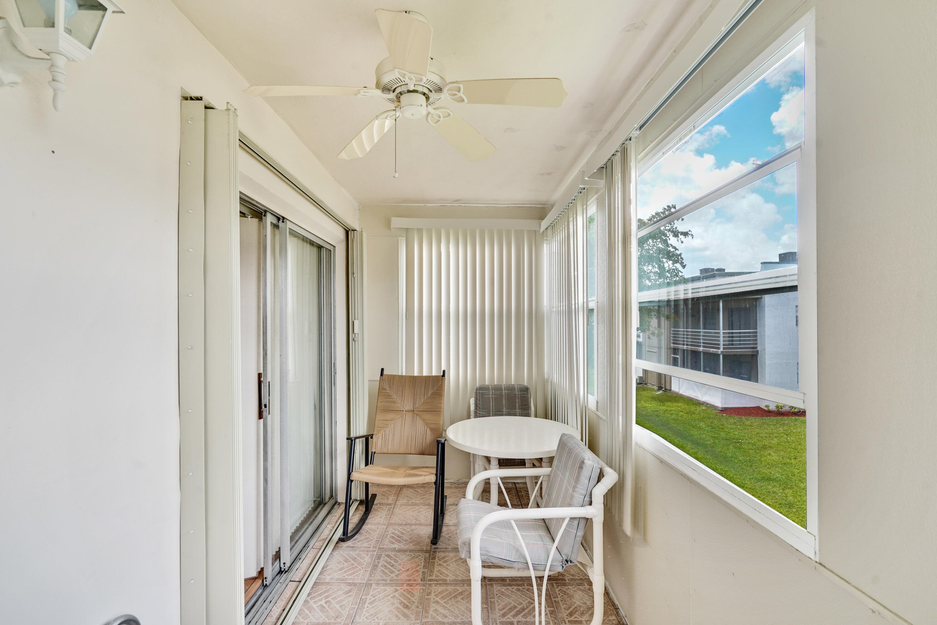 376 Piedmont H, Delray Beach, FL 33484 — photo 24 of 45