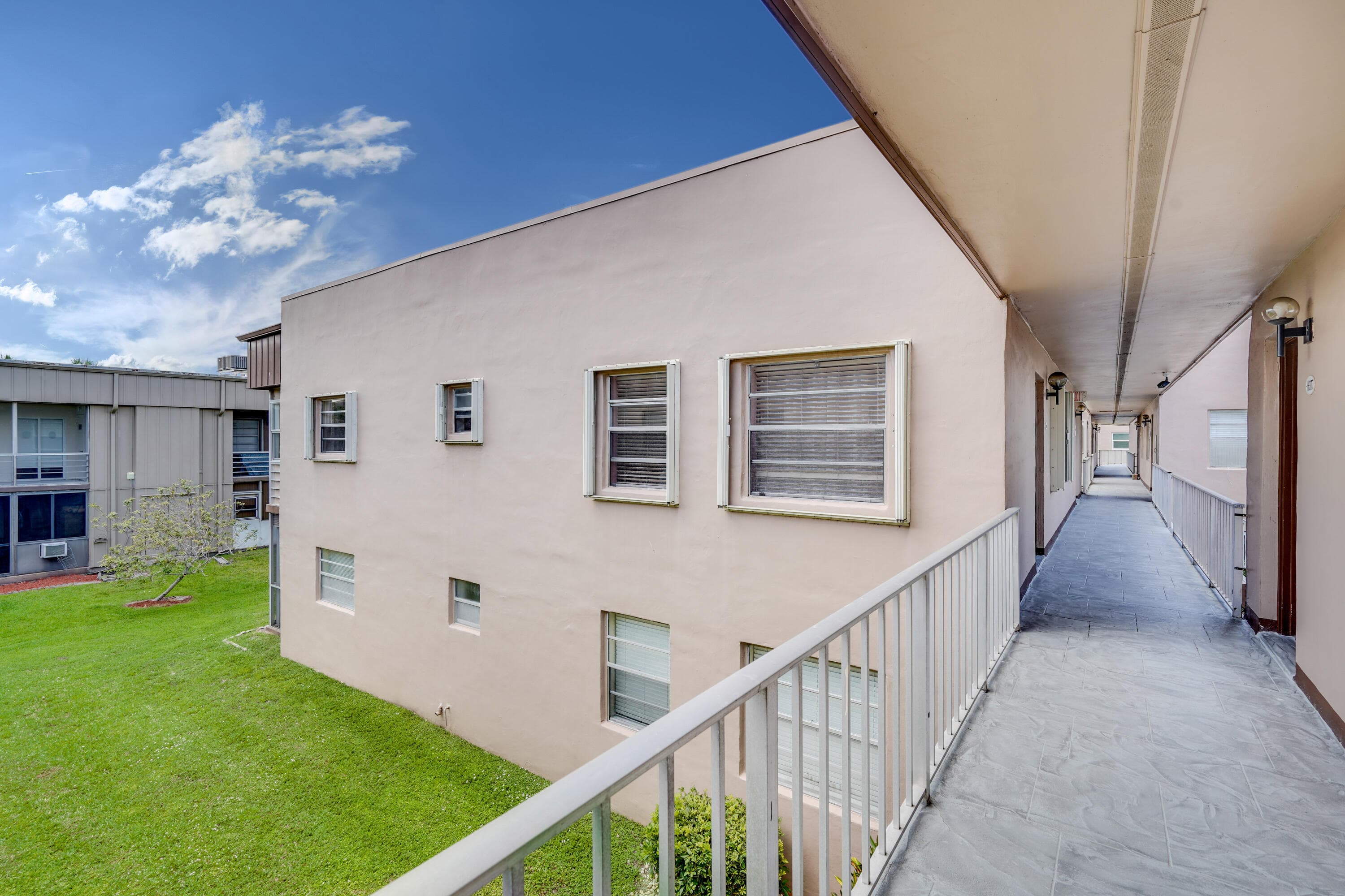 376 Piedmont H, Delray Beach, FL 33484 — photo 30 of 45