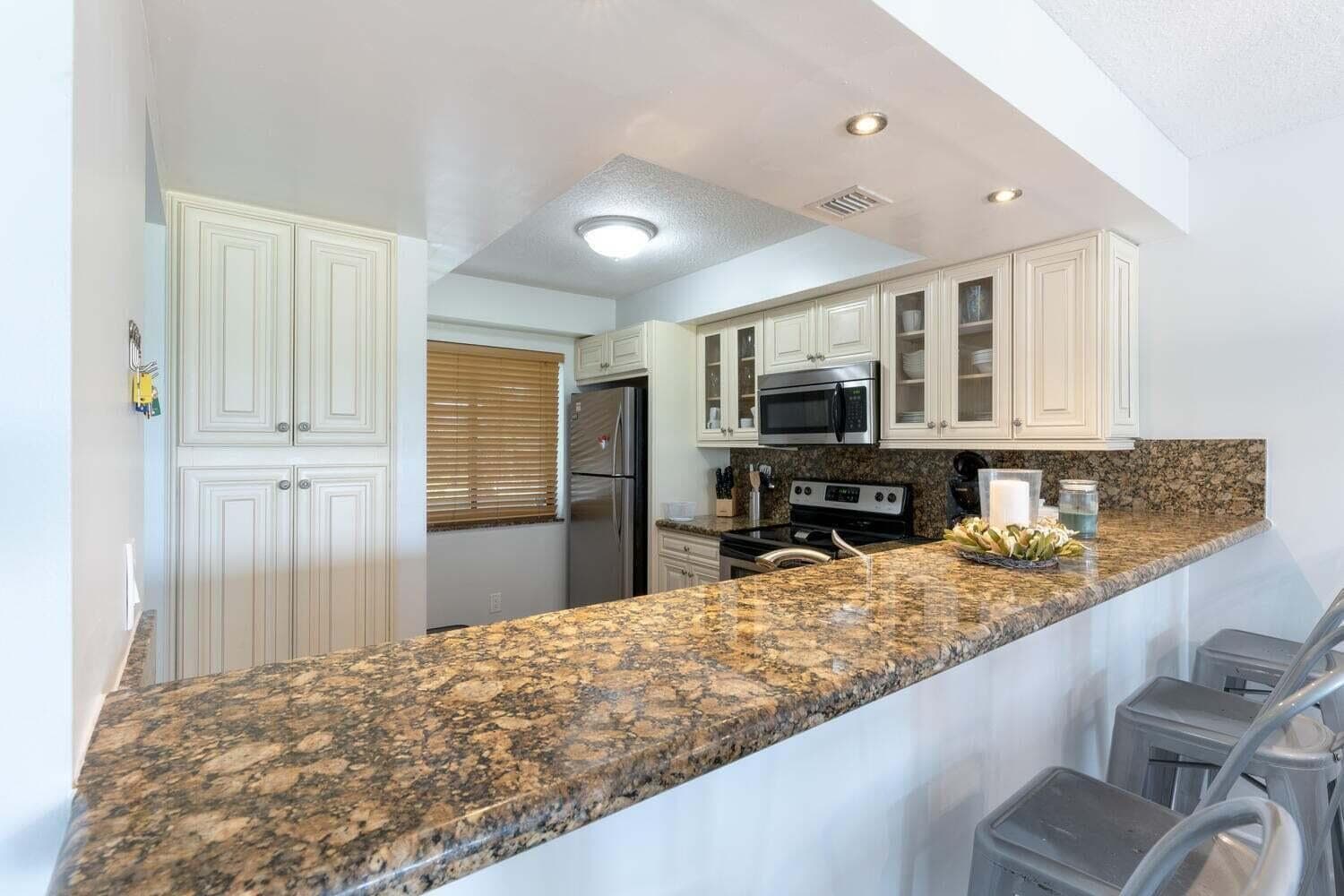 3050 Presidential Way 305, West Palm Beach, FL 33401 — photo 11 of 23