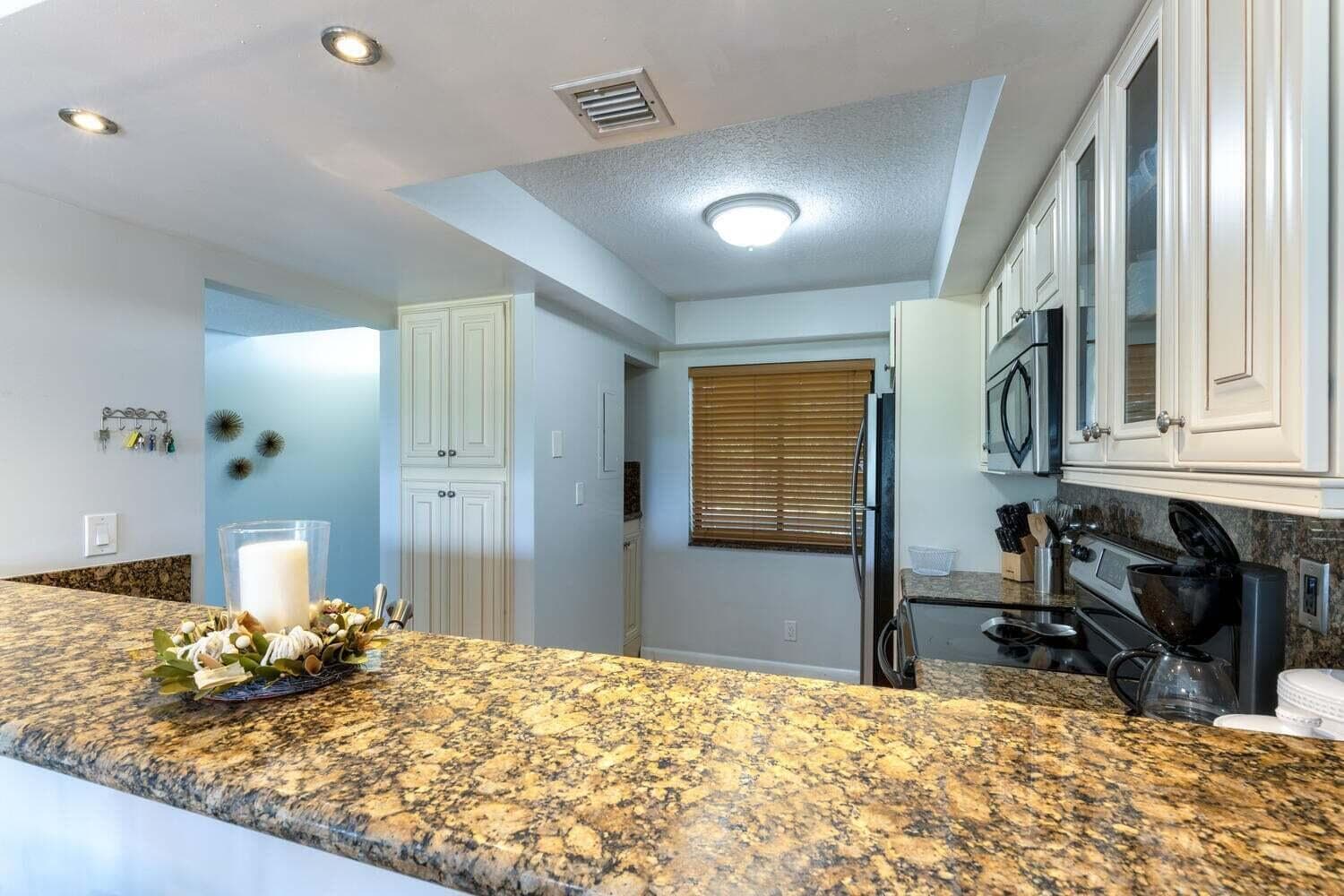 3050 Presidential Way 305, West Palm Beach, FL 33401 — photo 12 of 23
