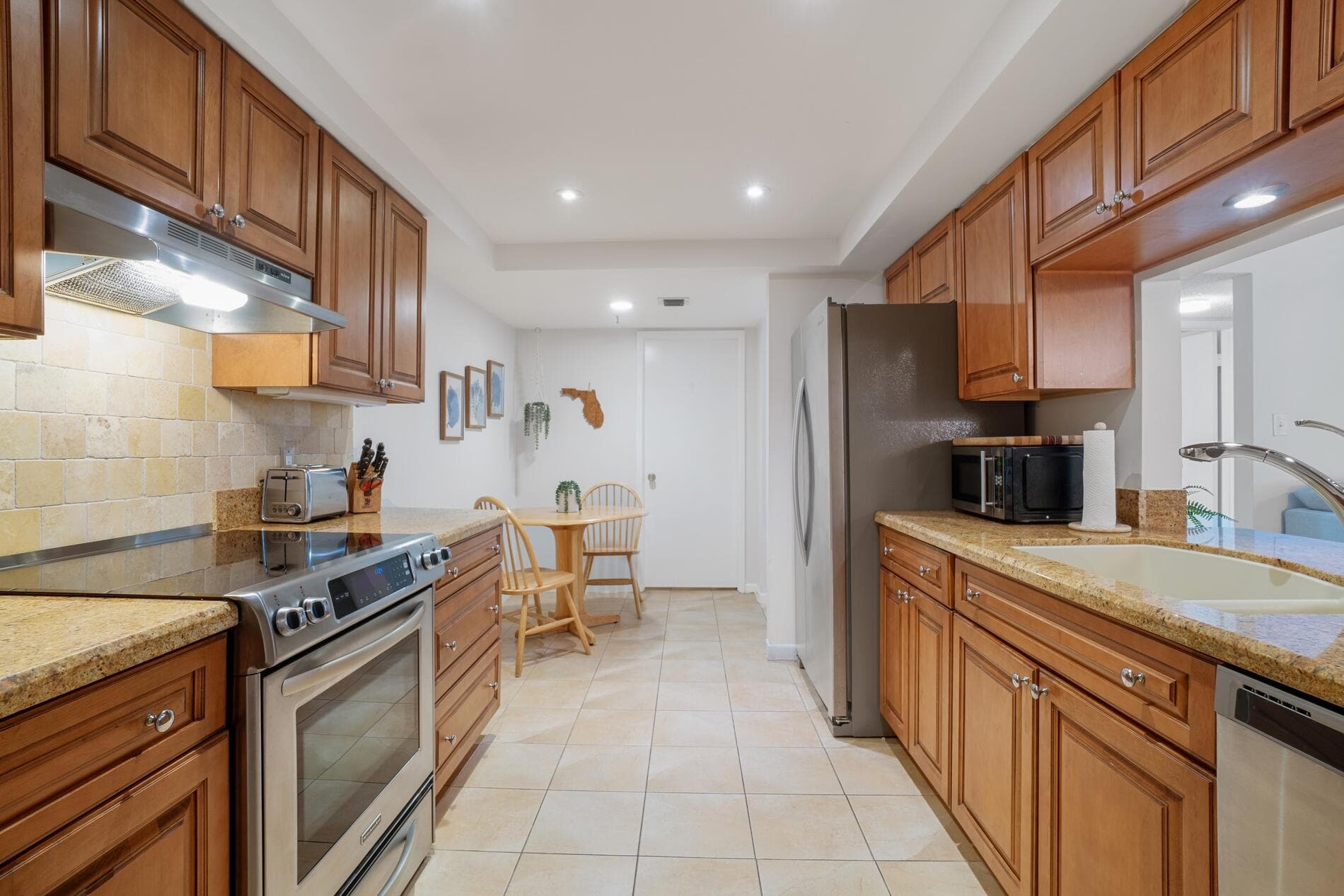 950 Lavers Circle F307, Delray Beach, FL 33444 — photo 16 of 51