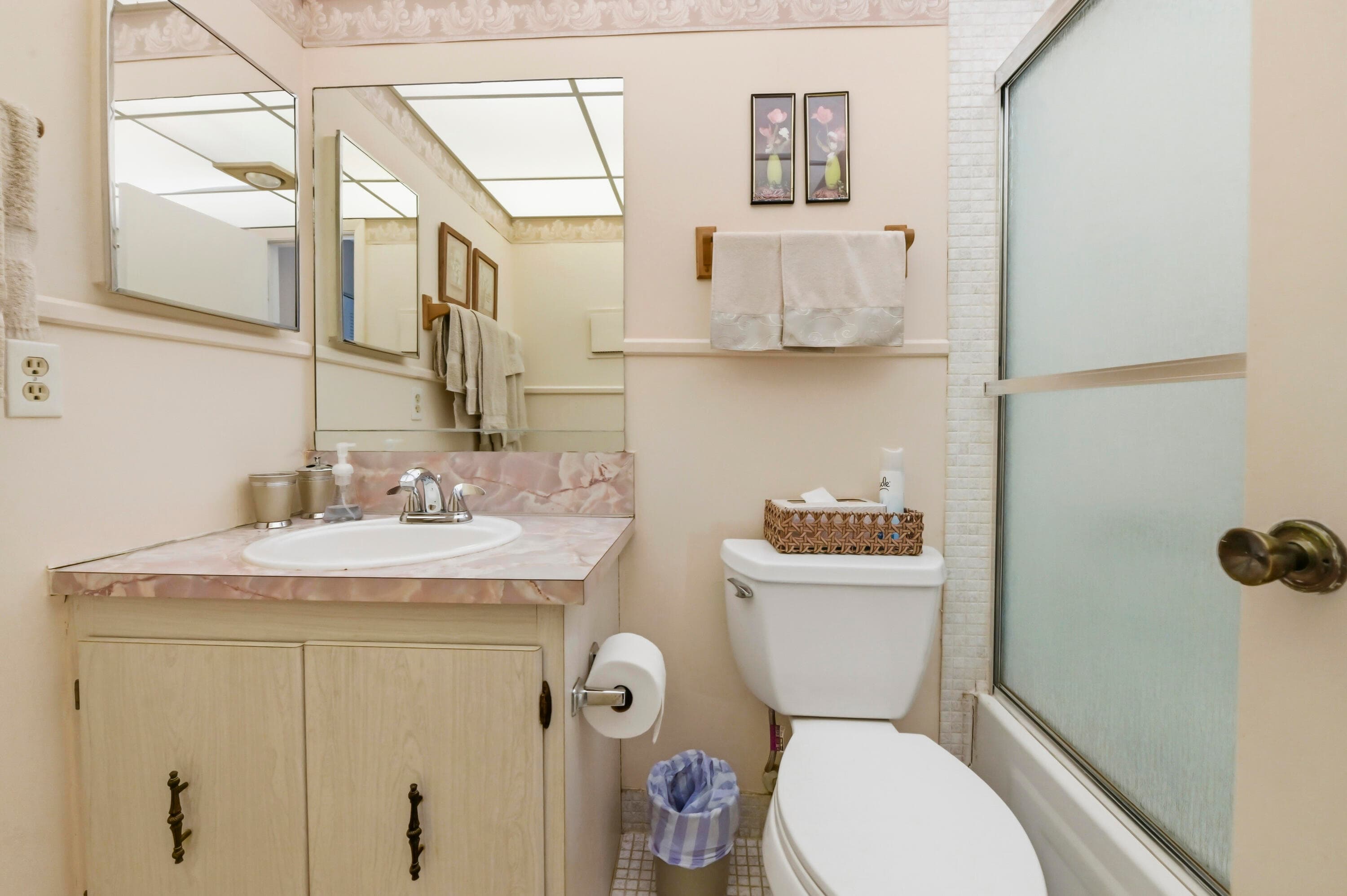 1 Burgundy A, Delray Beach, FL 33484 — photo 12 of 32