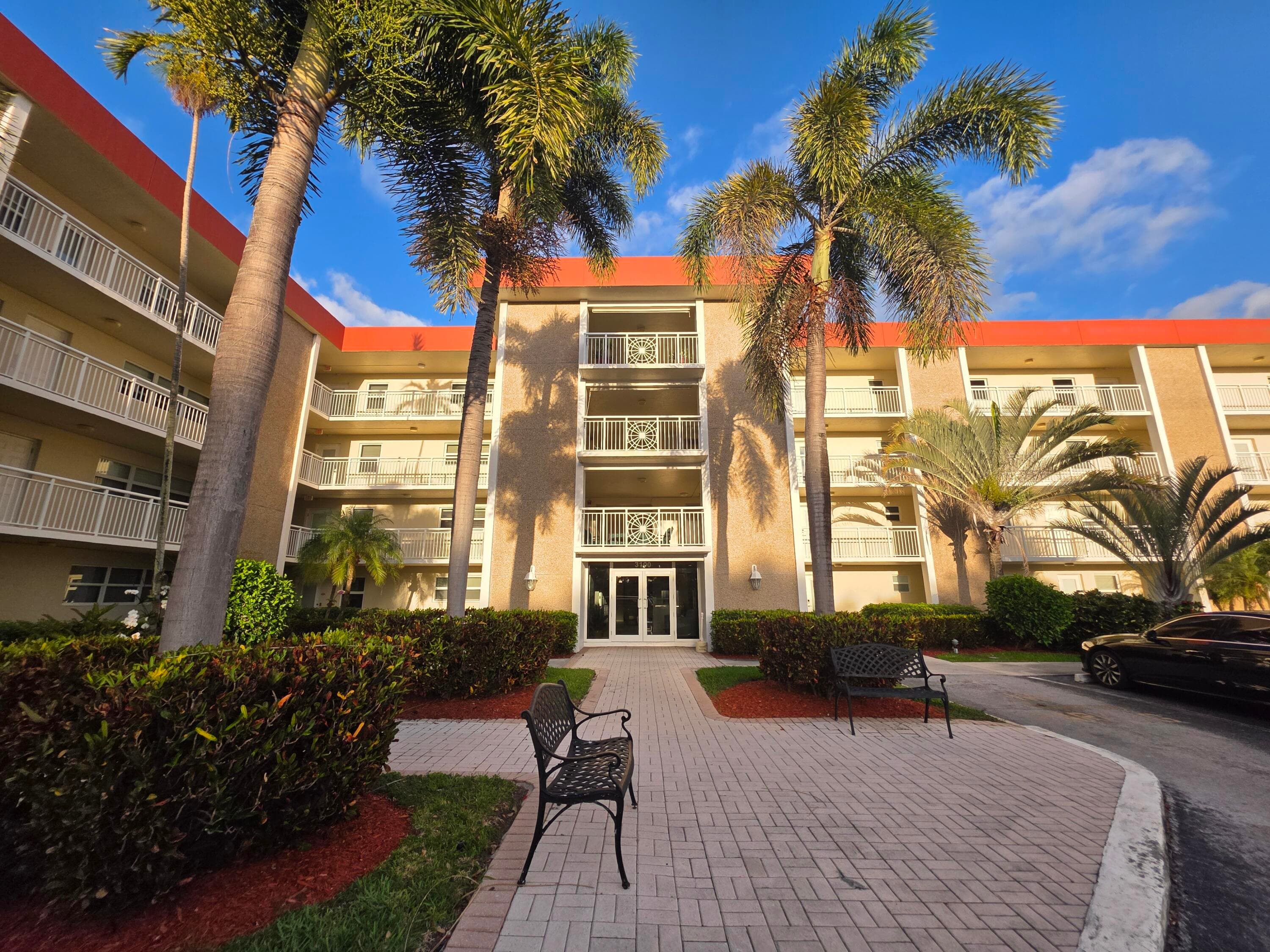 3100 NE 48th Court 113, Lighthouse Point, FL 33064 — photo 6 of 49