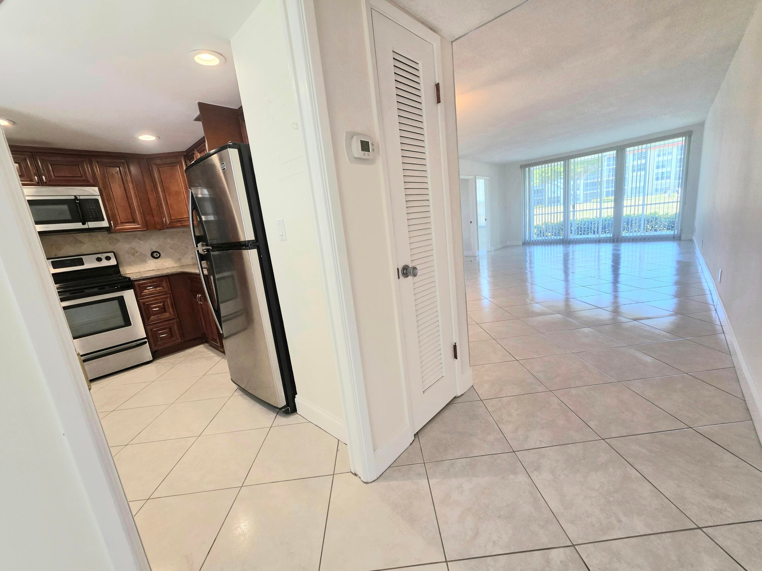 3100 NE 48th Court 113, Lighthouse Point, FL 33064 — photo 5 of 49