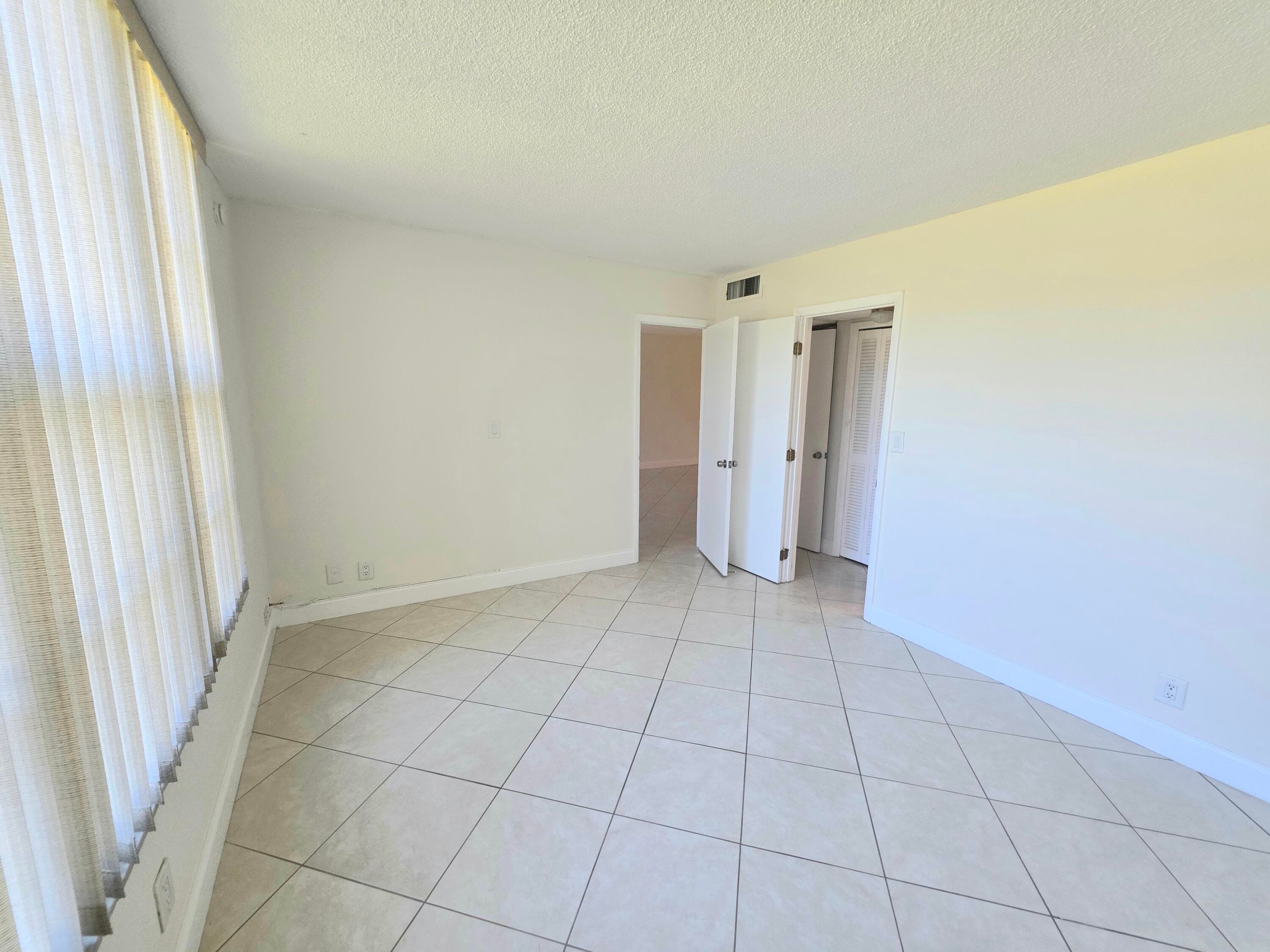 3100 NE 48th Court 113, Lighthouse Point, FL 33064 — photo 35 of 49