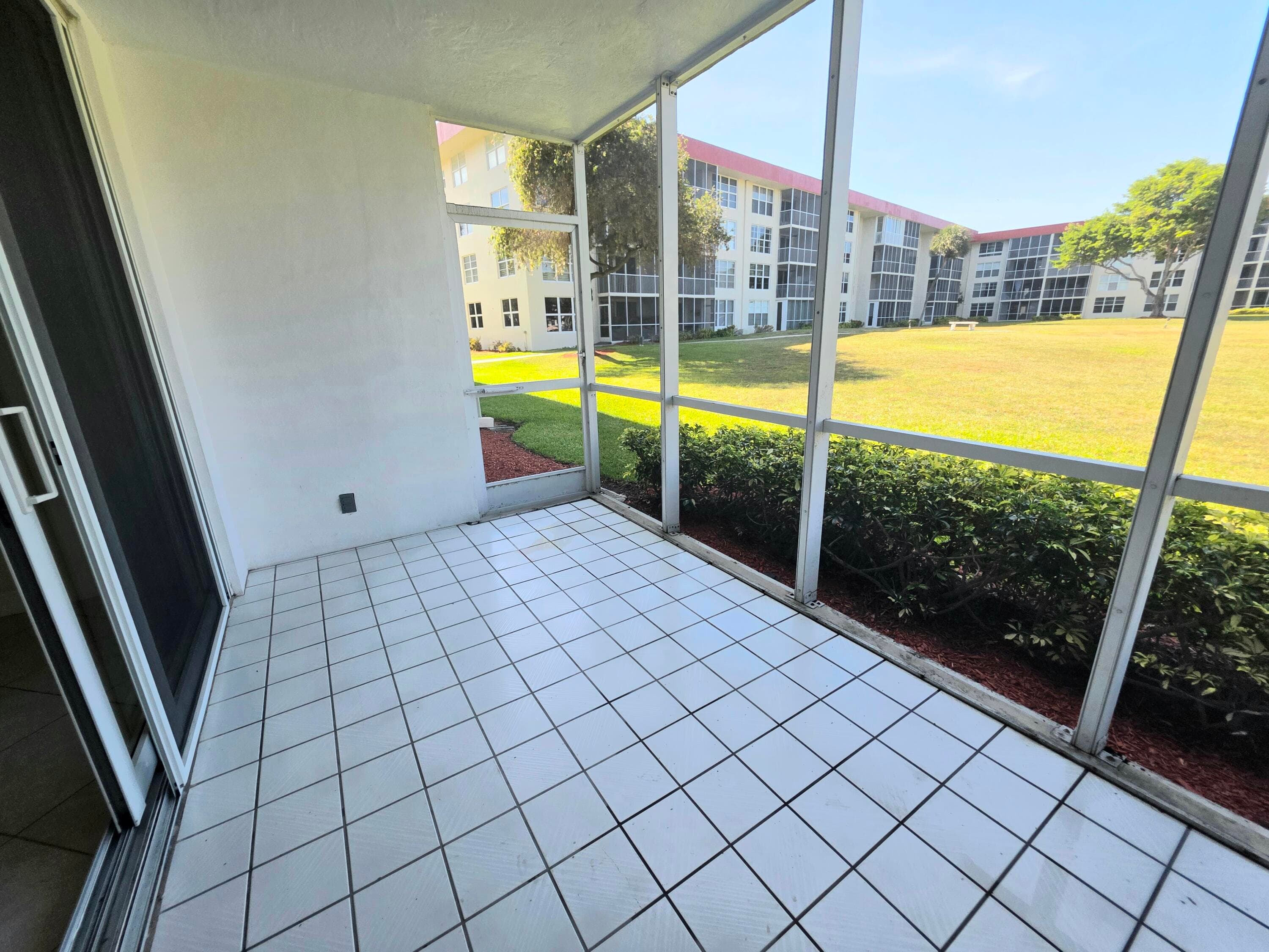 3100 NE 48th Court 113, Lighthouse Point, FL 33064 — photo 46 of 49