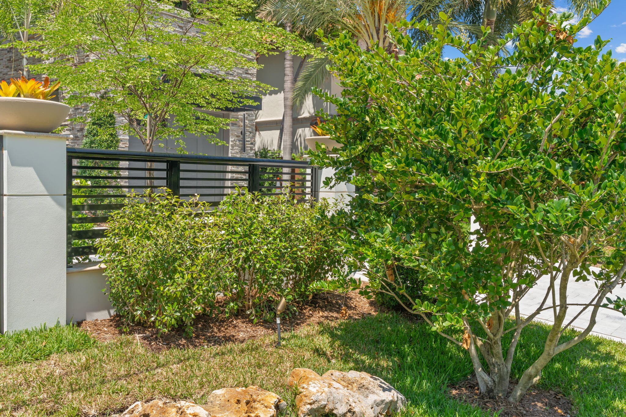 2839 NE 26th Place, Fort Lauderdale, FL 33306 — photo 25 of 36