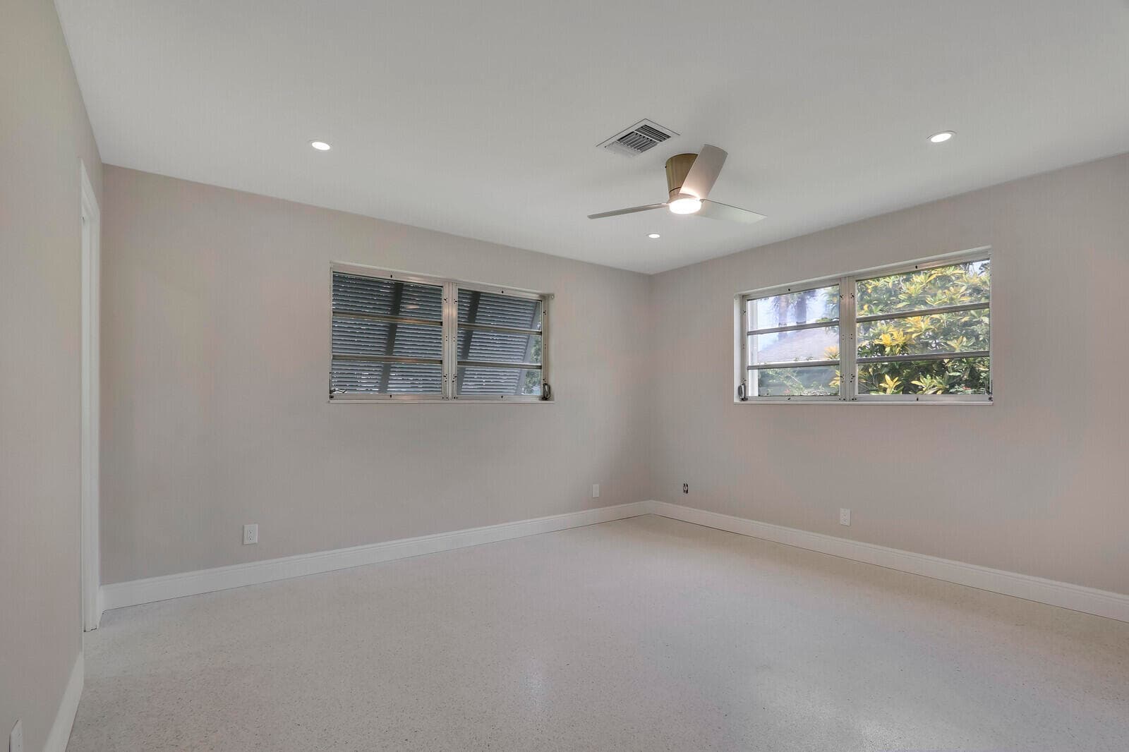 732 Pelican Way, North Palm Beach, FL 33408 — photo 26 of 36