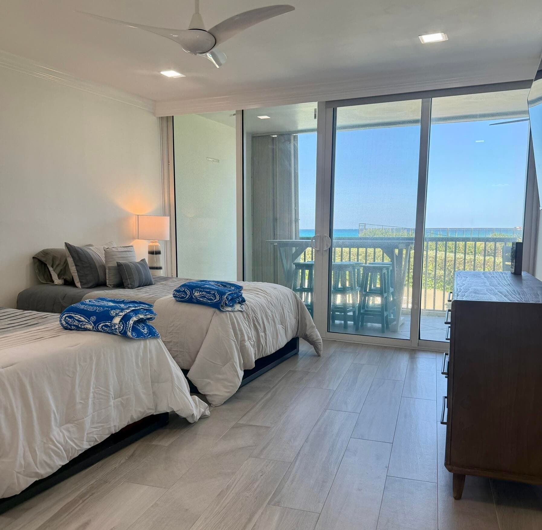 5400 N Ocean Drive 1d, Singer Island, FL 33404 — photo 23 of 41