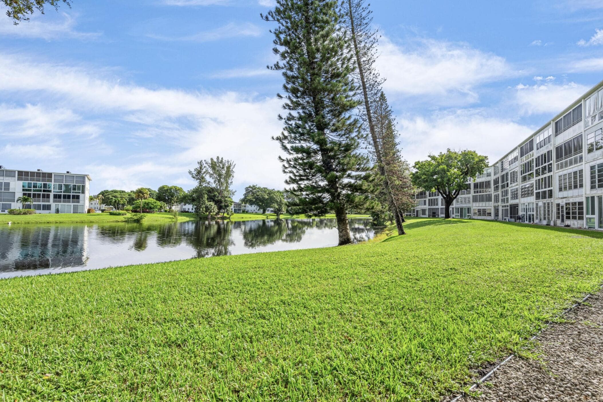 1038 Cambridge, Deerfield Beach, FL 33442 — photo 24 of 31