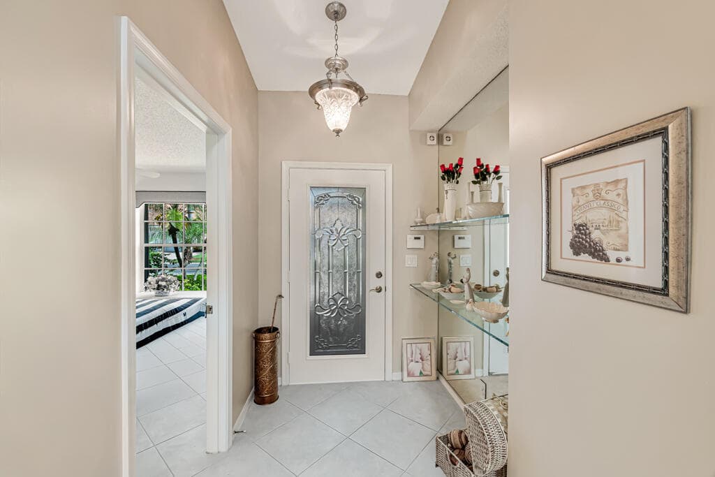 9436 Swansea Lane, West Palm Beach, FL 33411 — photo 7 of 40