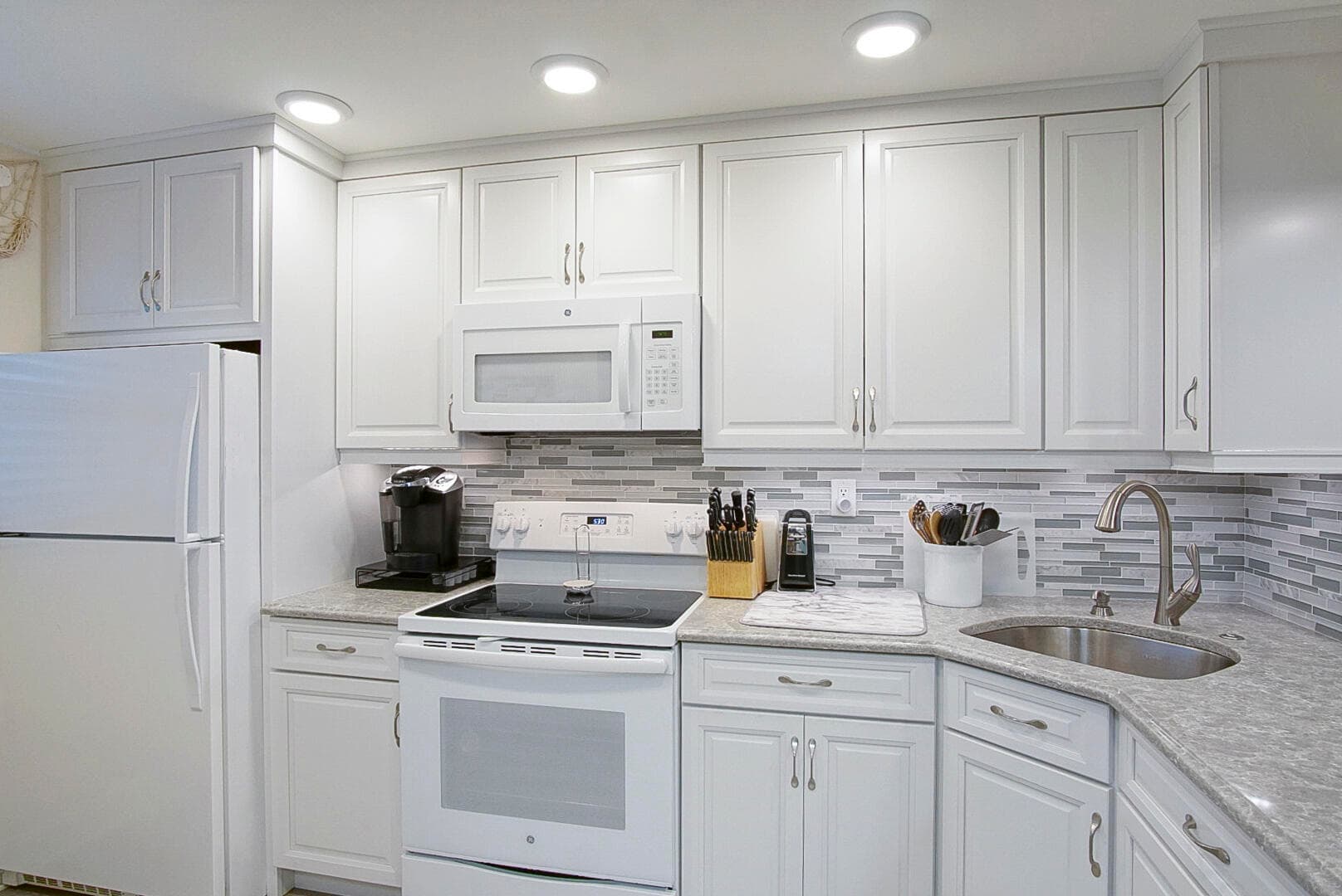10310 S Ocean Drive 405, Jensen Beach, FL 34957 — photo 15 of 32